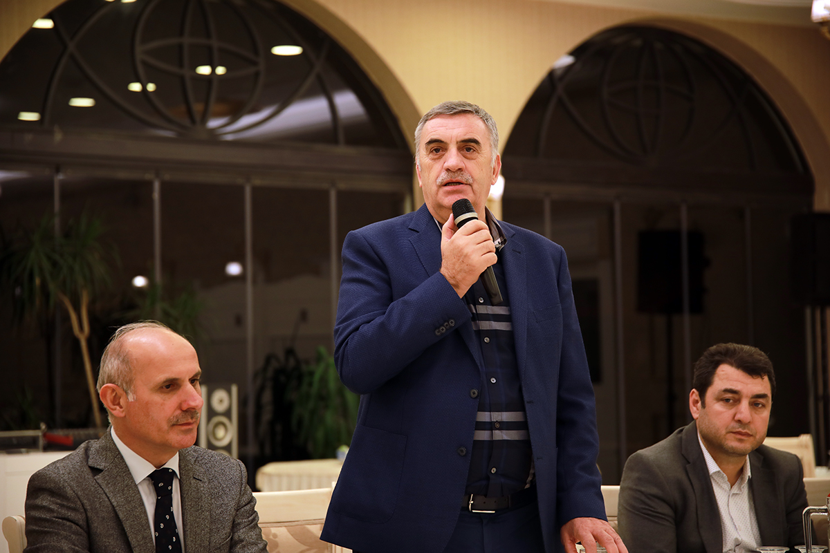 Başarı ancak çok çalışmakla sağlanabilir