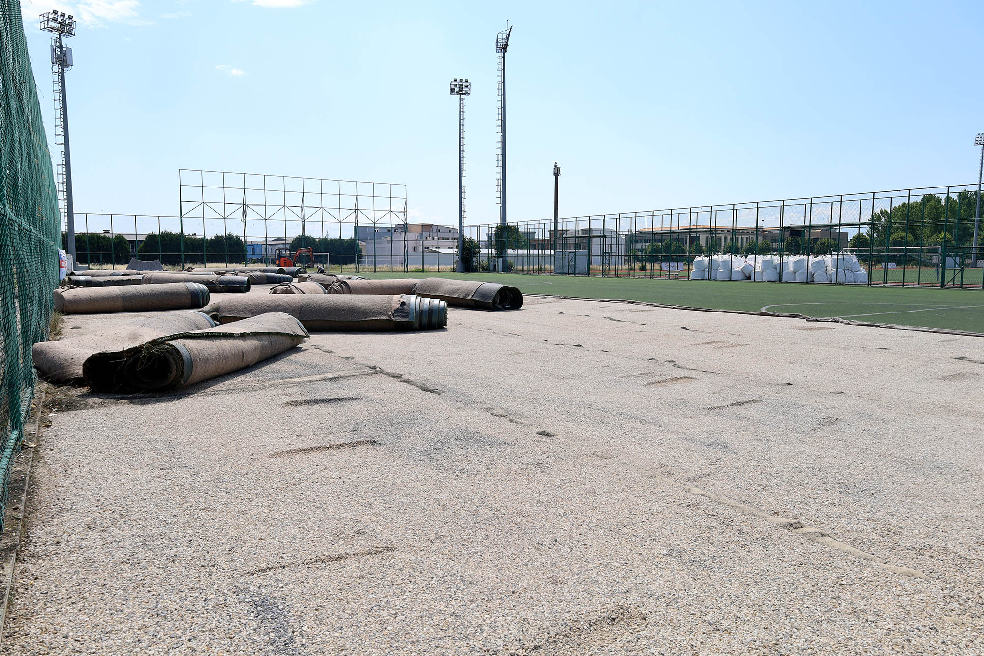 Sakarya’nın en büyük futbol tesisi yenileniyor
