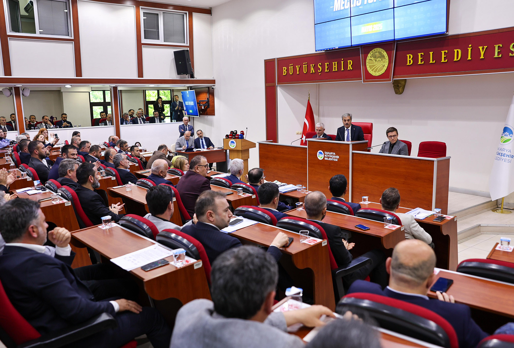 “Her alanda şehrimizin yarınlarına hizmetlerimizle imza atacağız”