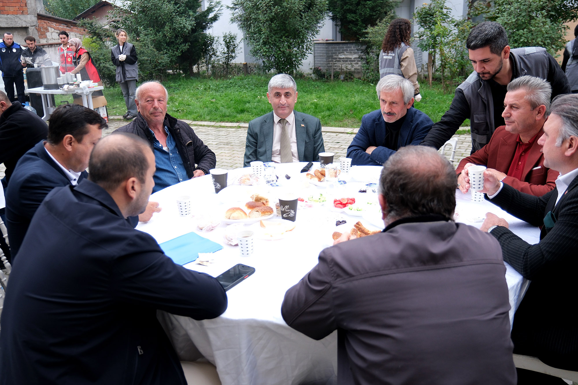 Büyükşehir’den bir ses, bir nefes: İhtiyacı görenler komşuları olacak…