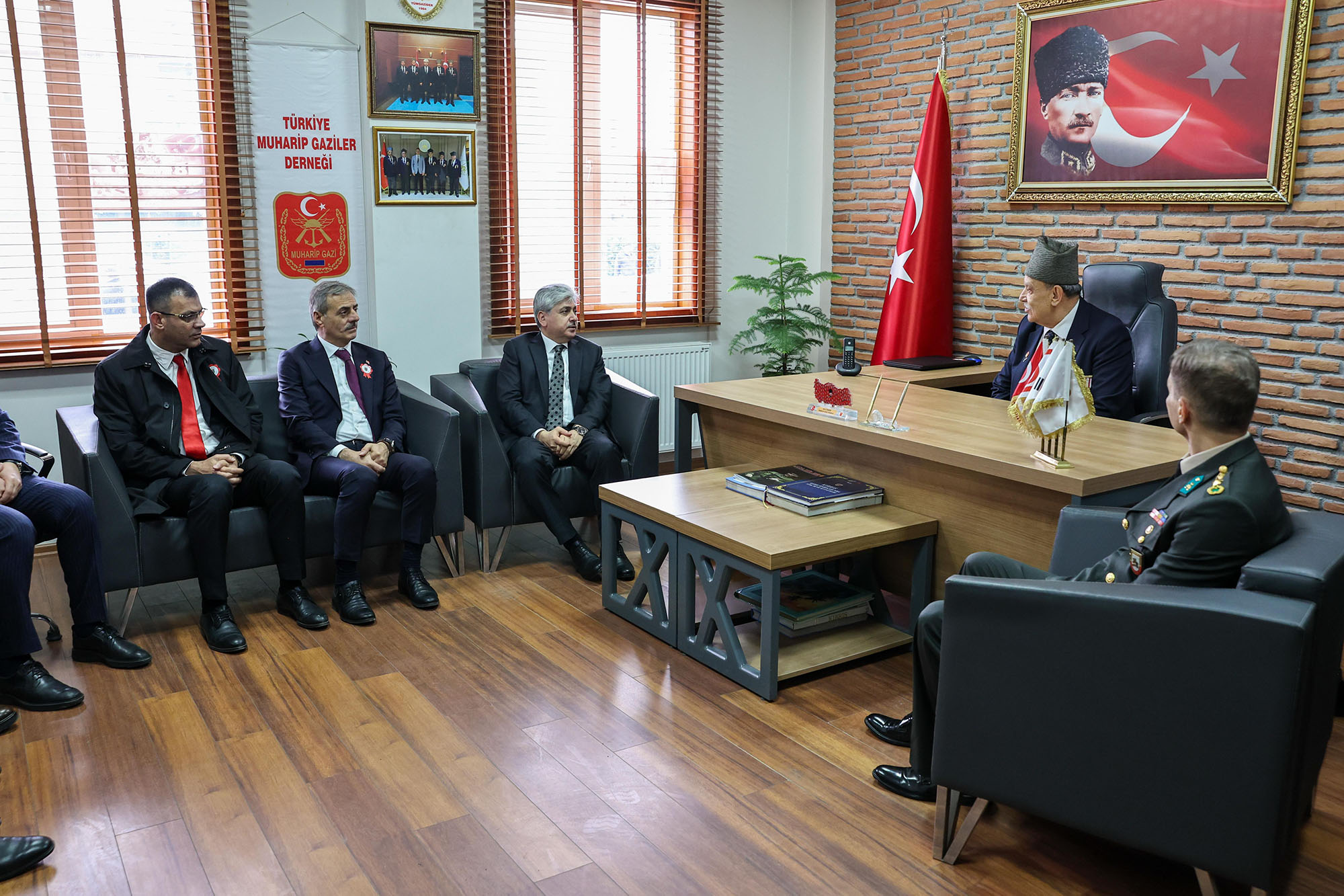 “Çanakkale’de yazılan destan, milletimizin azim ve iradesinin en güçlü kanıtıdır”