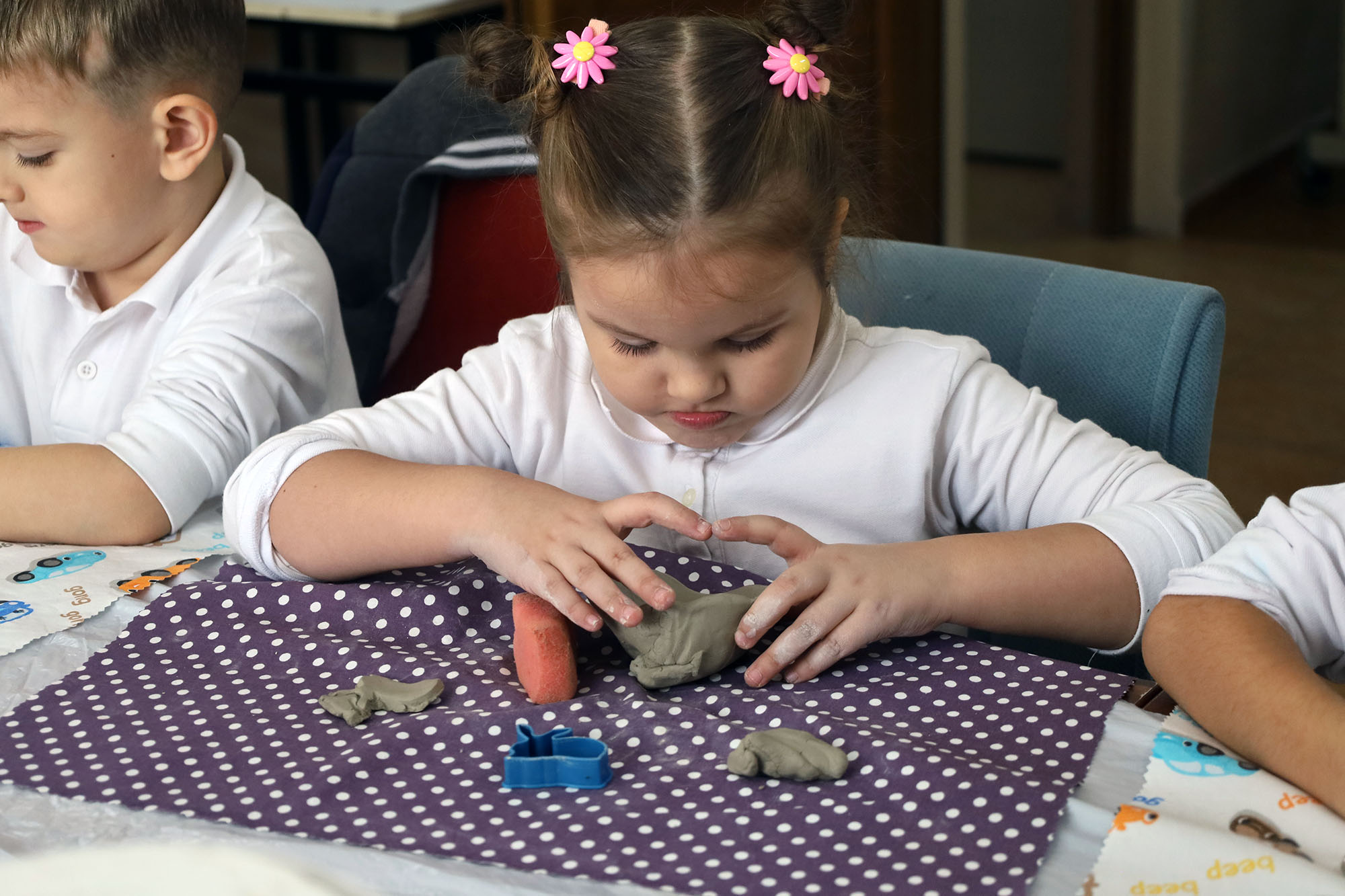 SAMEK atölyelerinde minikler seramikle, gençler tezhiple tanıştı