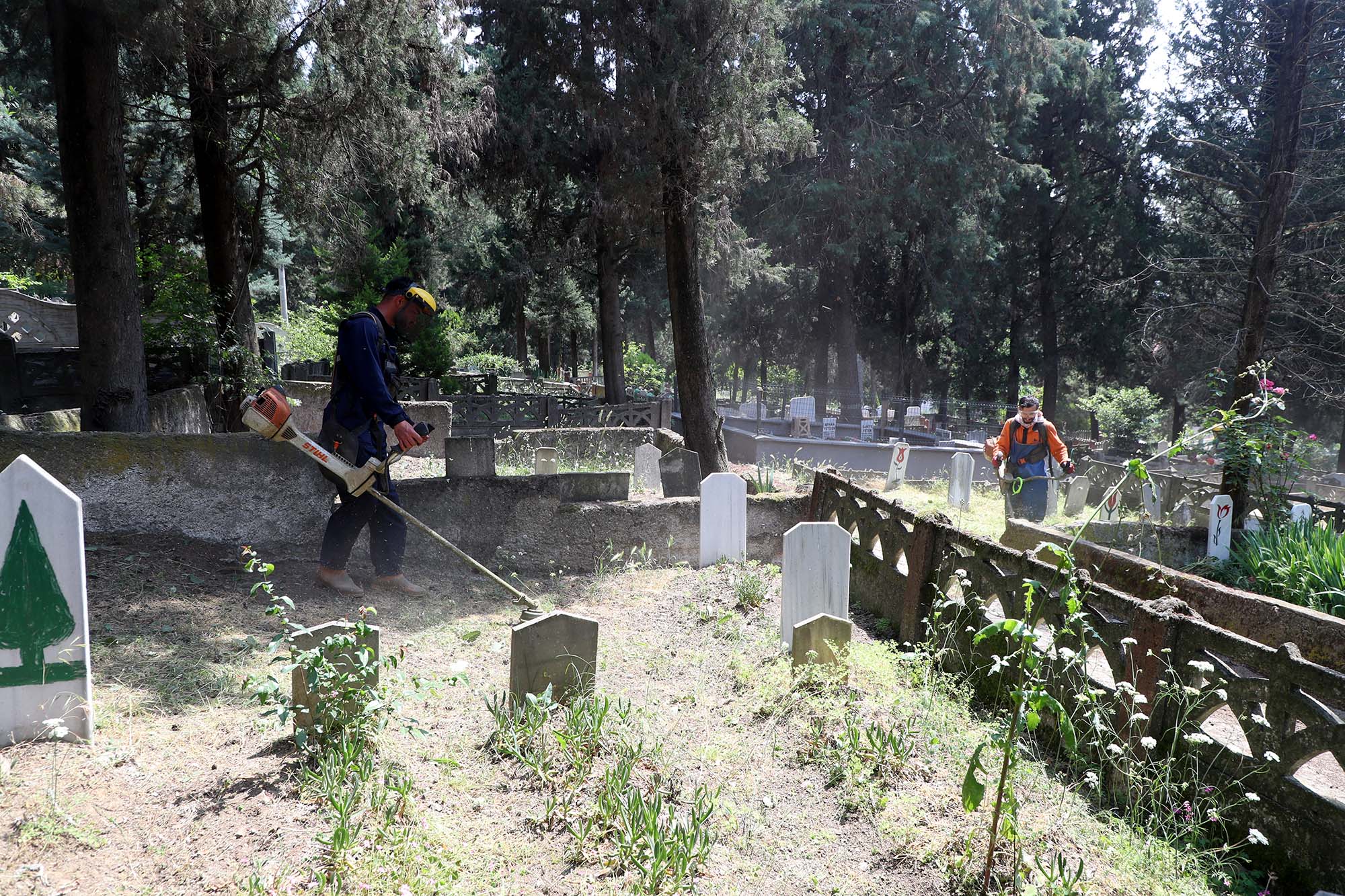 Büyükşehir mezarlıkları bayram ziyaretine hazırlıyor