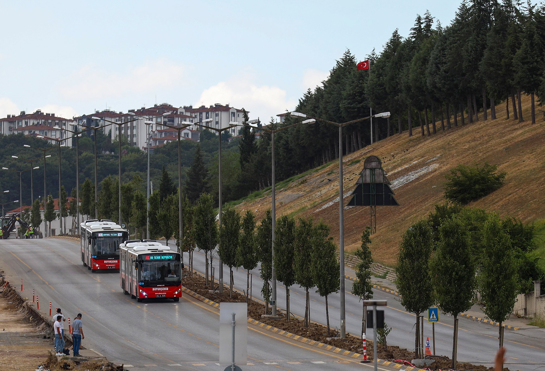 Metrobüsler Yusuf Alemdar’ın söz verdiği tarihte Sakarya yollarında