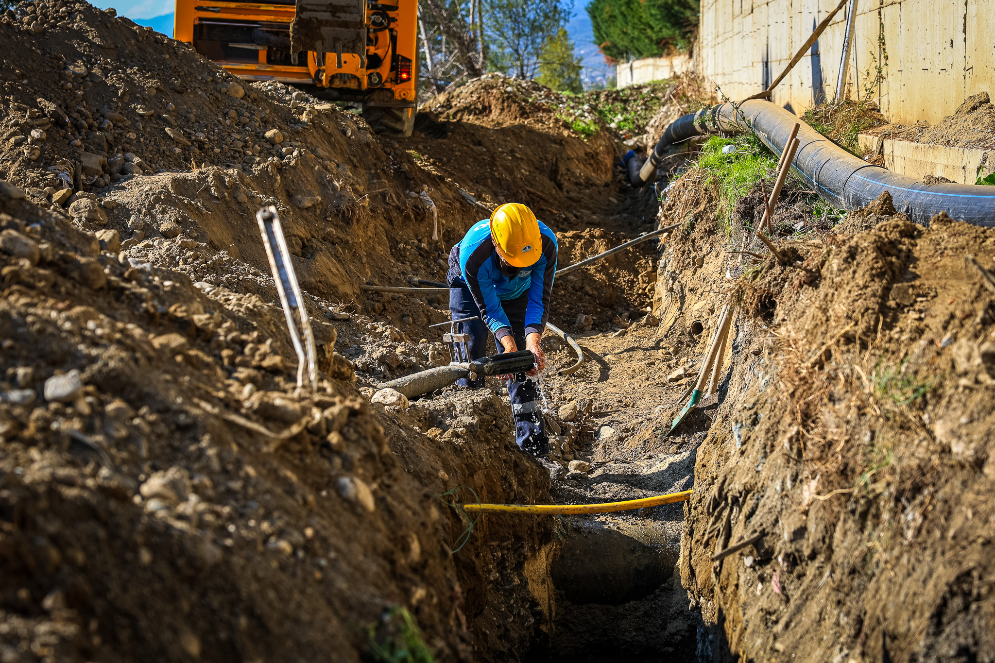 “Aynı anda her alanda yatırım ve hizmeti şehrimizle buluşturuyoruz”
