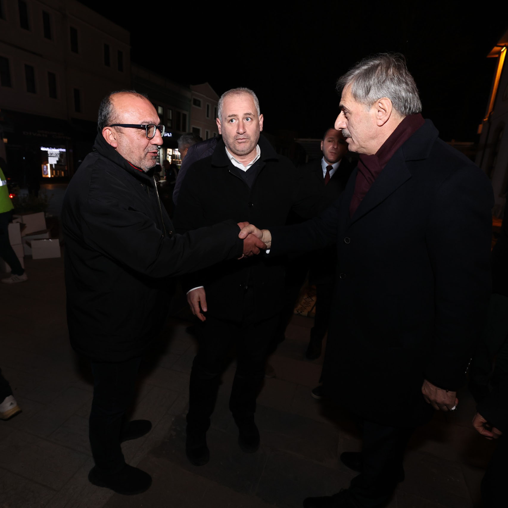 “Bayrama birlik ve sağlık içinde kavuşalım”