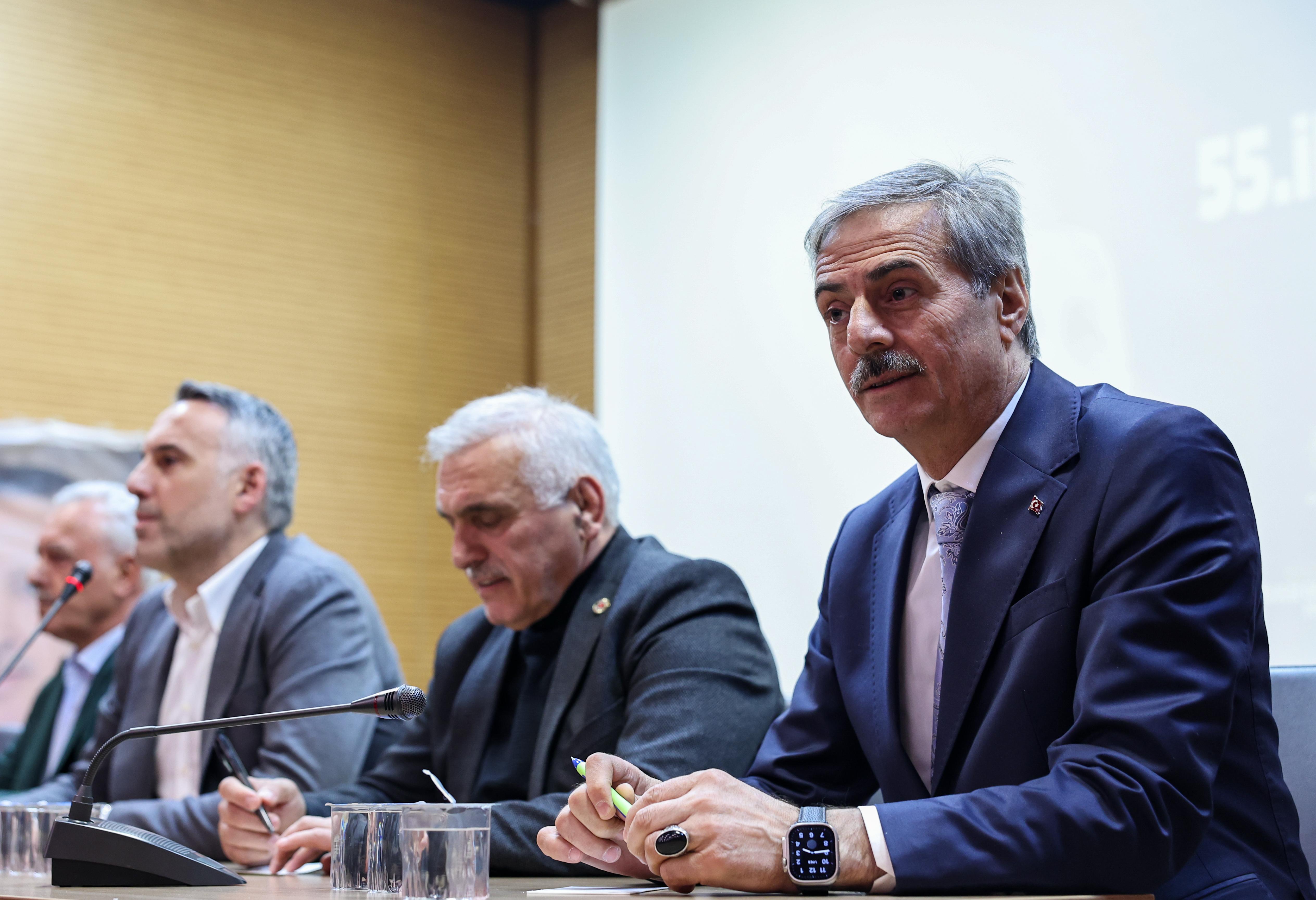 “Geyve’de ilçemizin ve hemşehrilerimizin yanında olmaya devam edeceğiz”