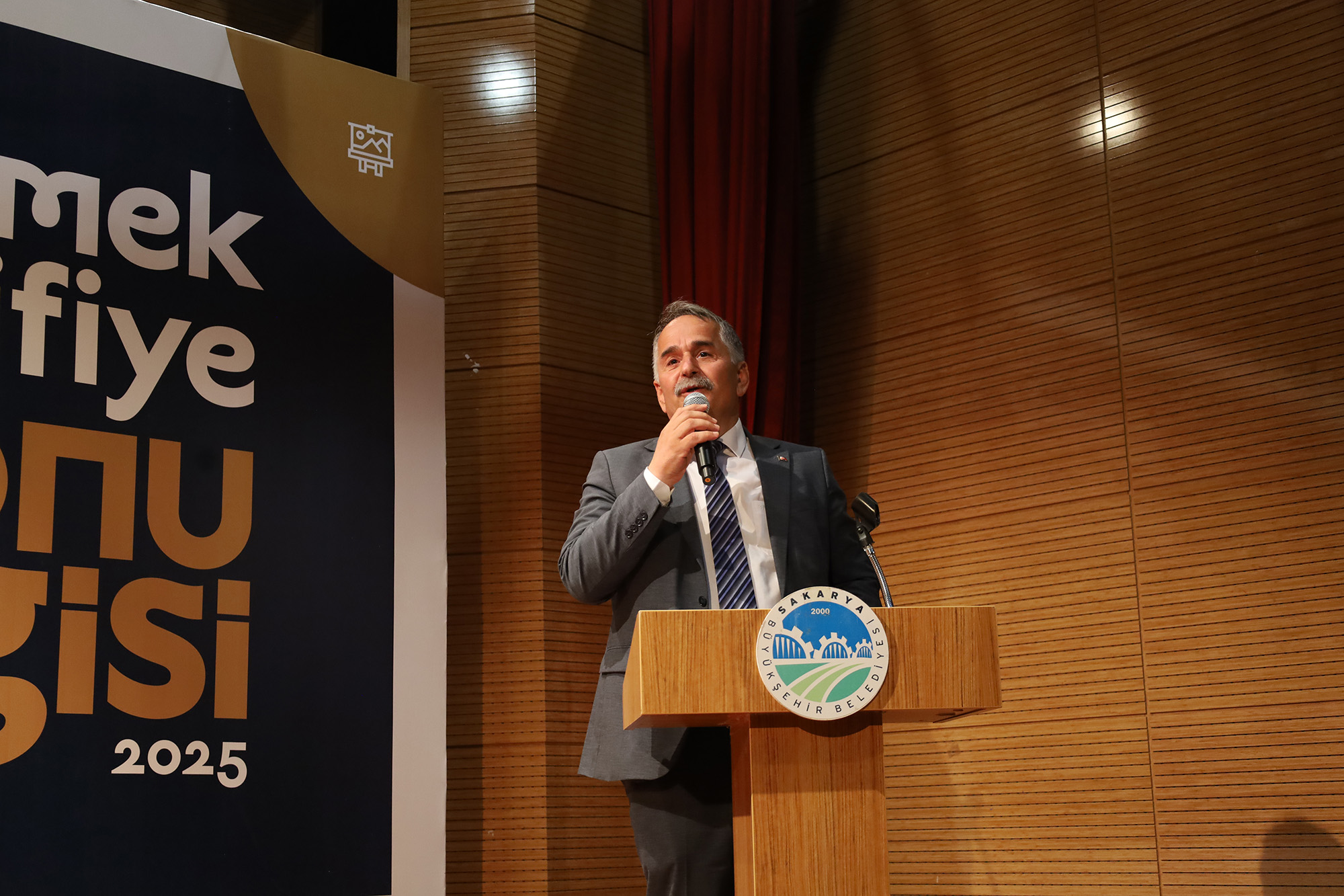 Arifiye SAMEK’te yılsonu heyecanı: Sanat ve emek bu sergide buluştu