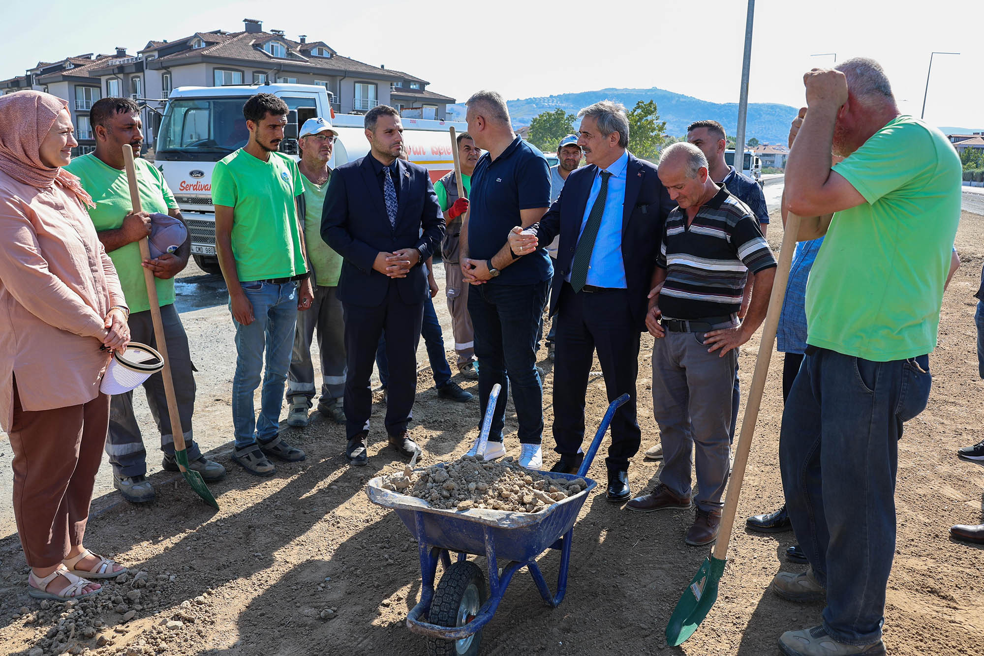 Başkan Alemdar, bölgeden son durumu paylaştı: “Yeni duble yol Eylül’de hizmete alınacak”