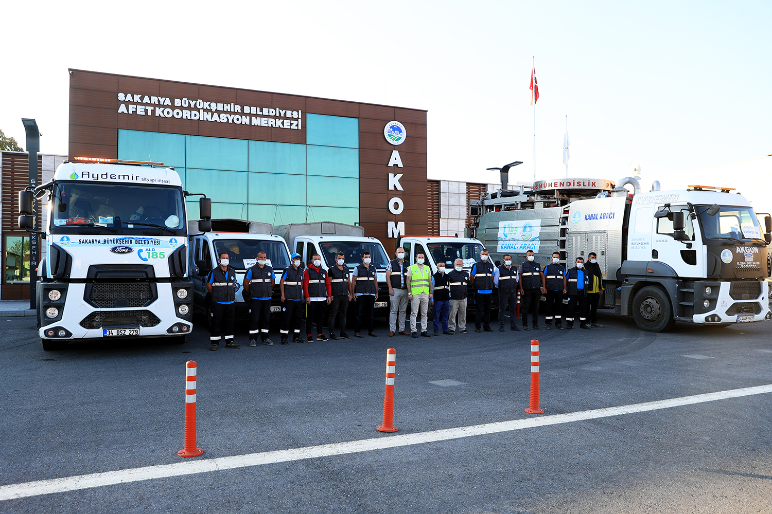 Sakarya’dan afet bölgesine destek ekipler gönderildi