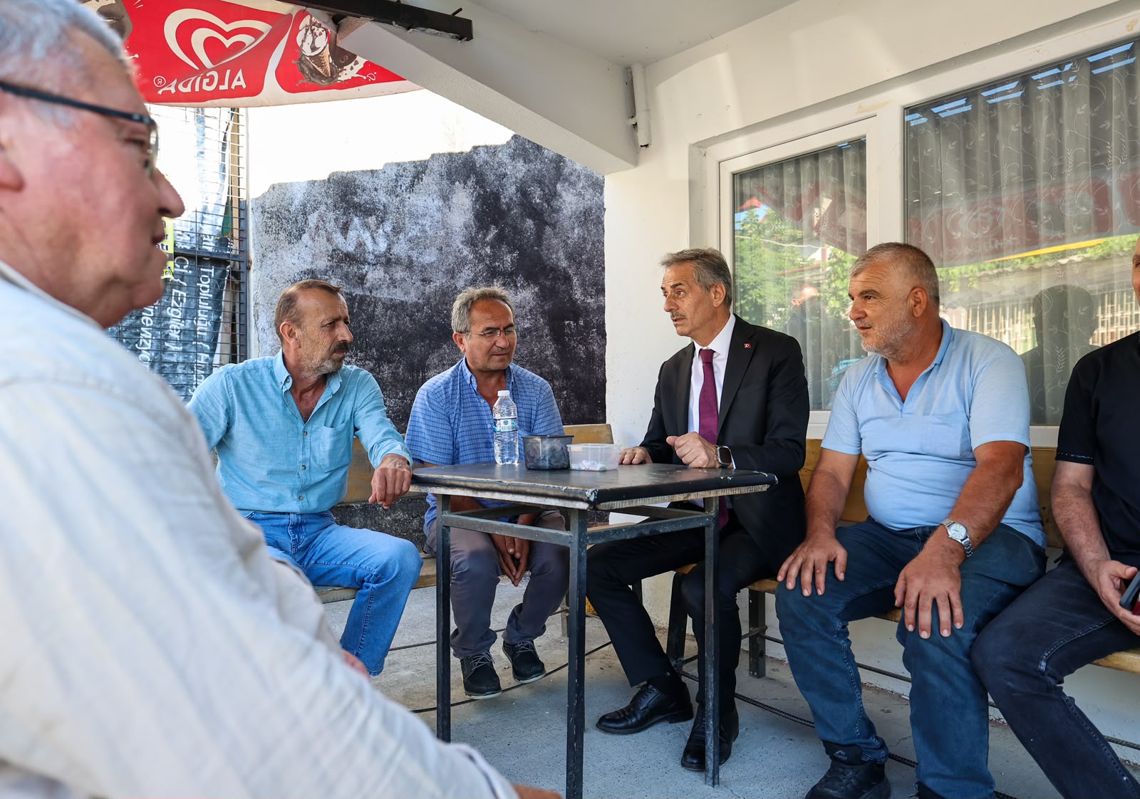 Yusuf Alemdar Ferizli’yi adım adım gezdi: “Gölkent’te ulaşımı güçlendirdik, Atatürk Parkı’yla ilçeye nefes olduk”