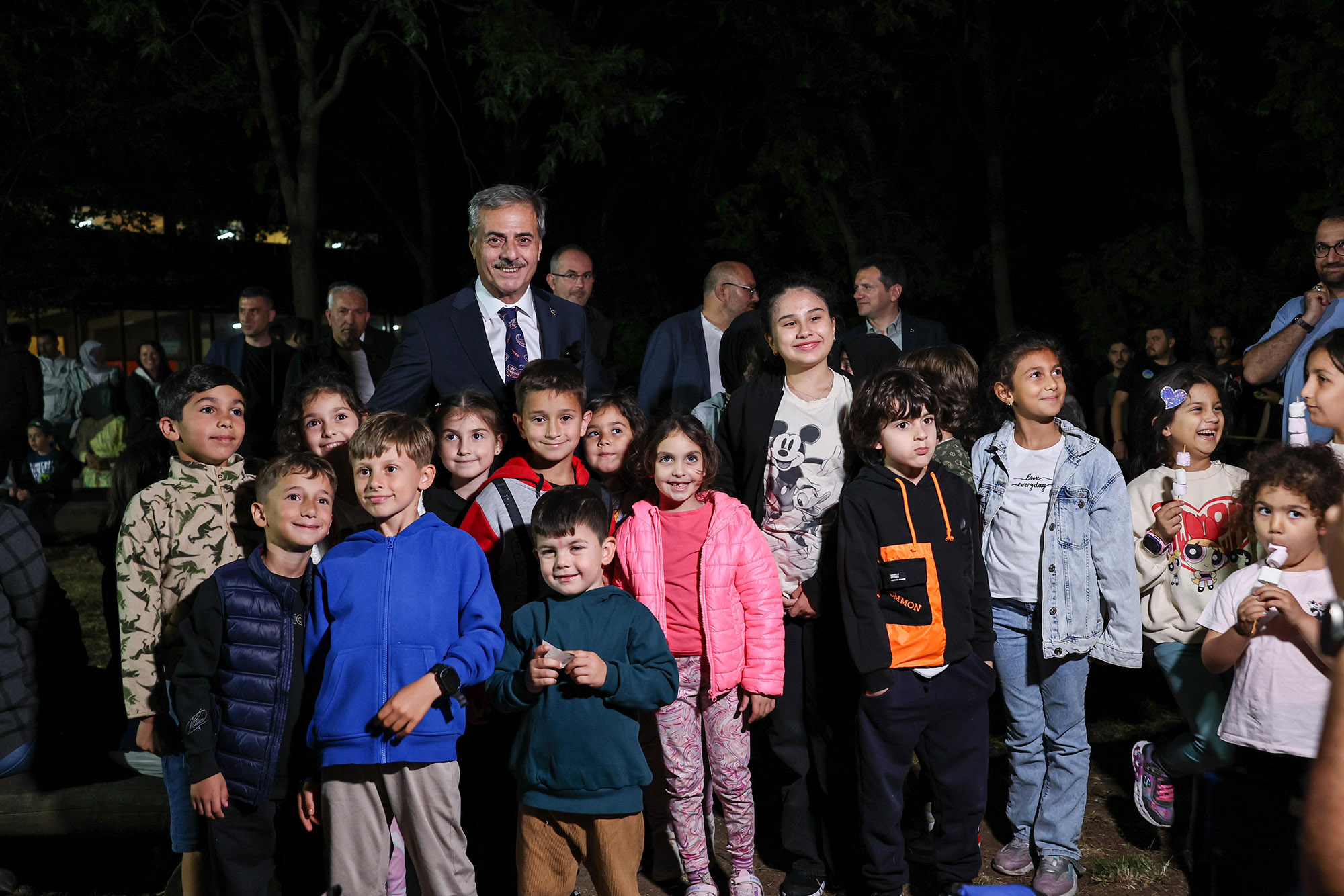 “Geleceğin mimarı evlatlarımızı desteklemeye devam edeceğiz”