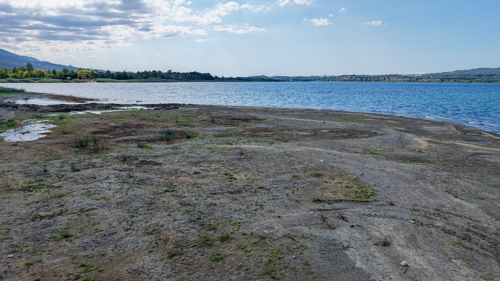 Göl havzasında bulunan kıyılar için SASKİ uyarıda bulundu
