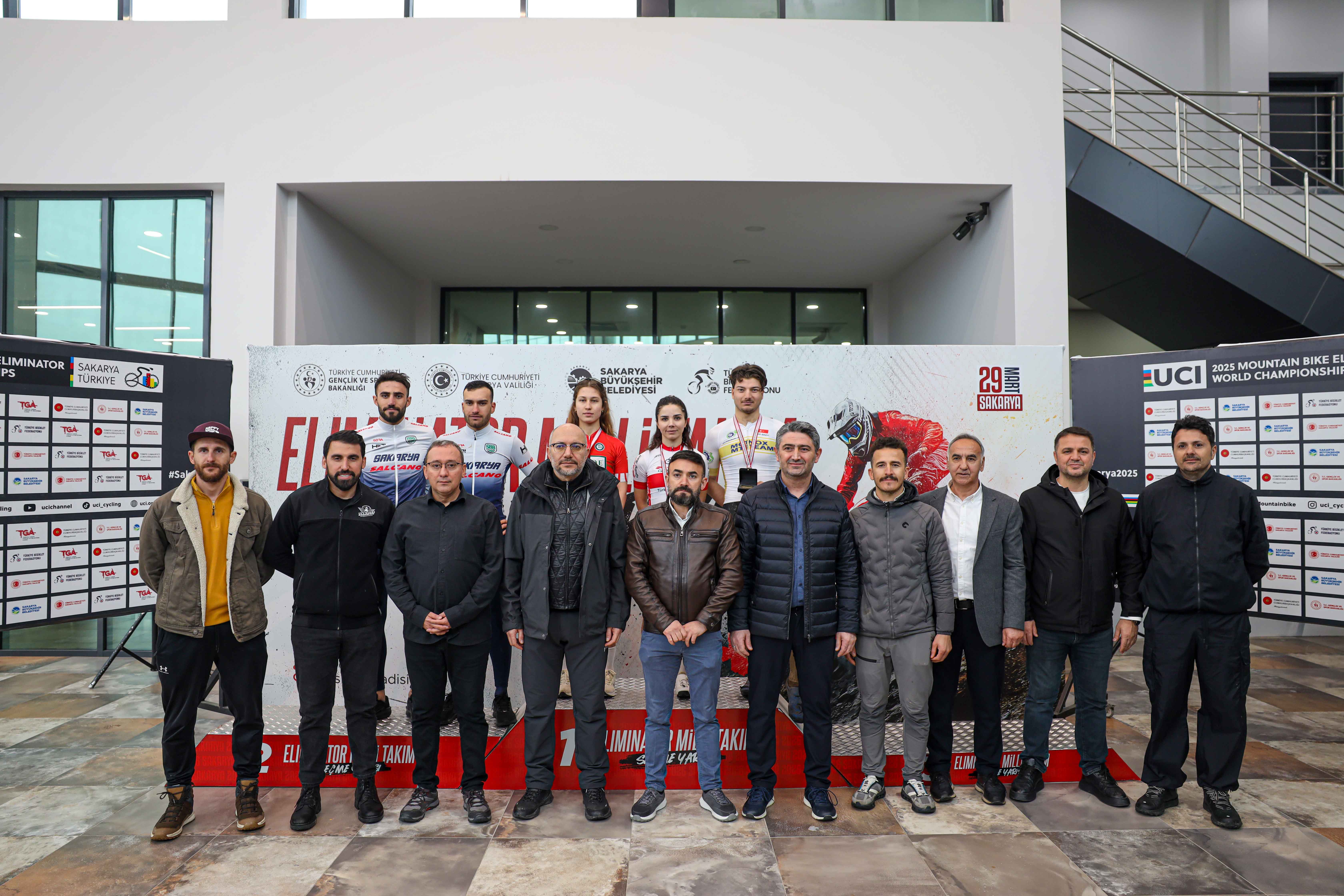 Büyükşehir’in iki sporcusu Dünya Şampiyonası’nda Milli formayla pedal çevirecek