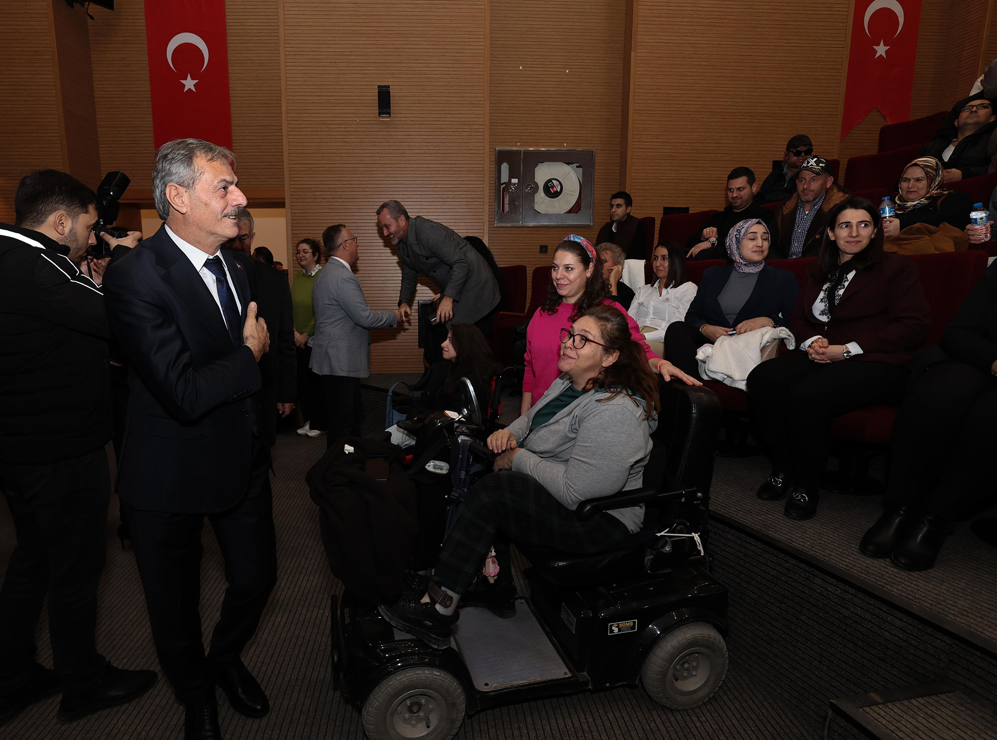 Engelsiz yürekler Büyükşehir’in adımıyla iş sahibi oluyor: “Siz yapılamaz denilen işleri başarıyla yaptınız”