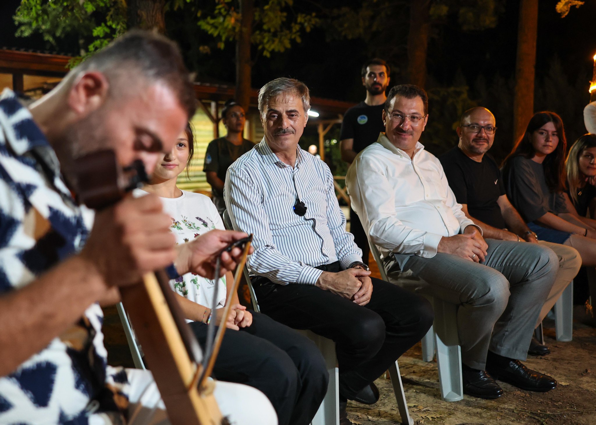 Yusuf Alemdar’dan kamp ateşi başında gençlere: “Bir hikayeniz olsun”