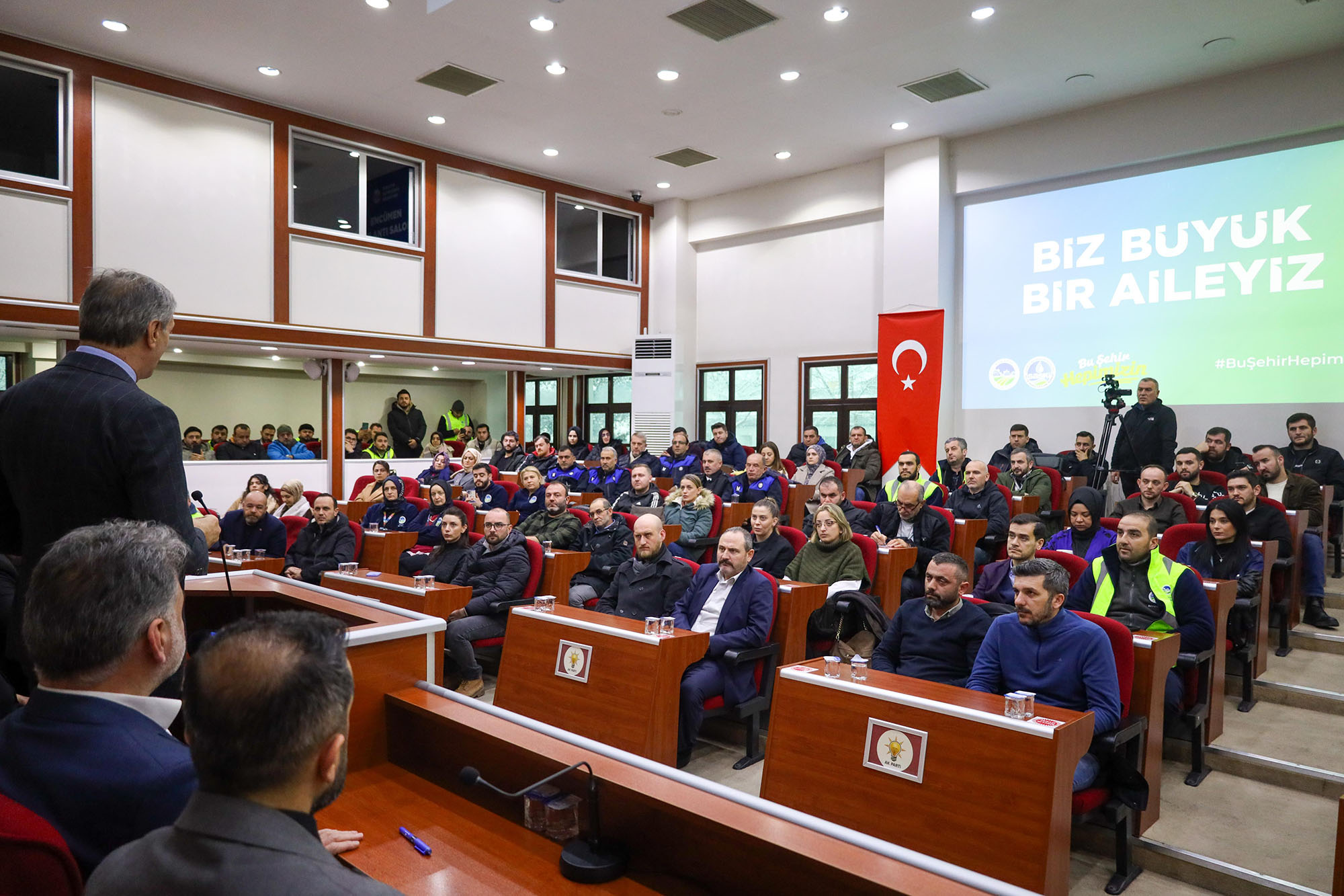 Büyükşehir ve SASKİ’de sözleşme sevinci