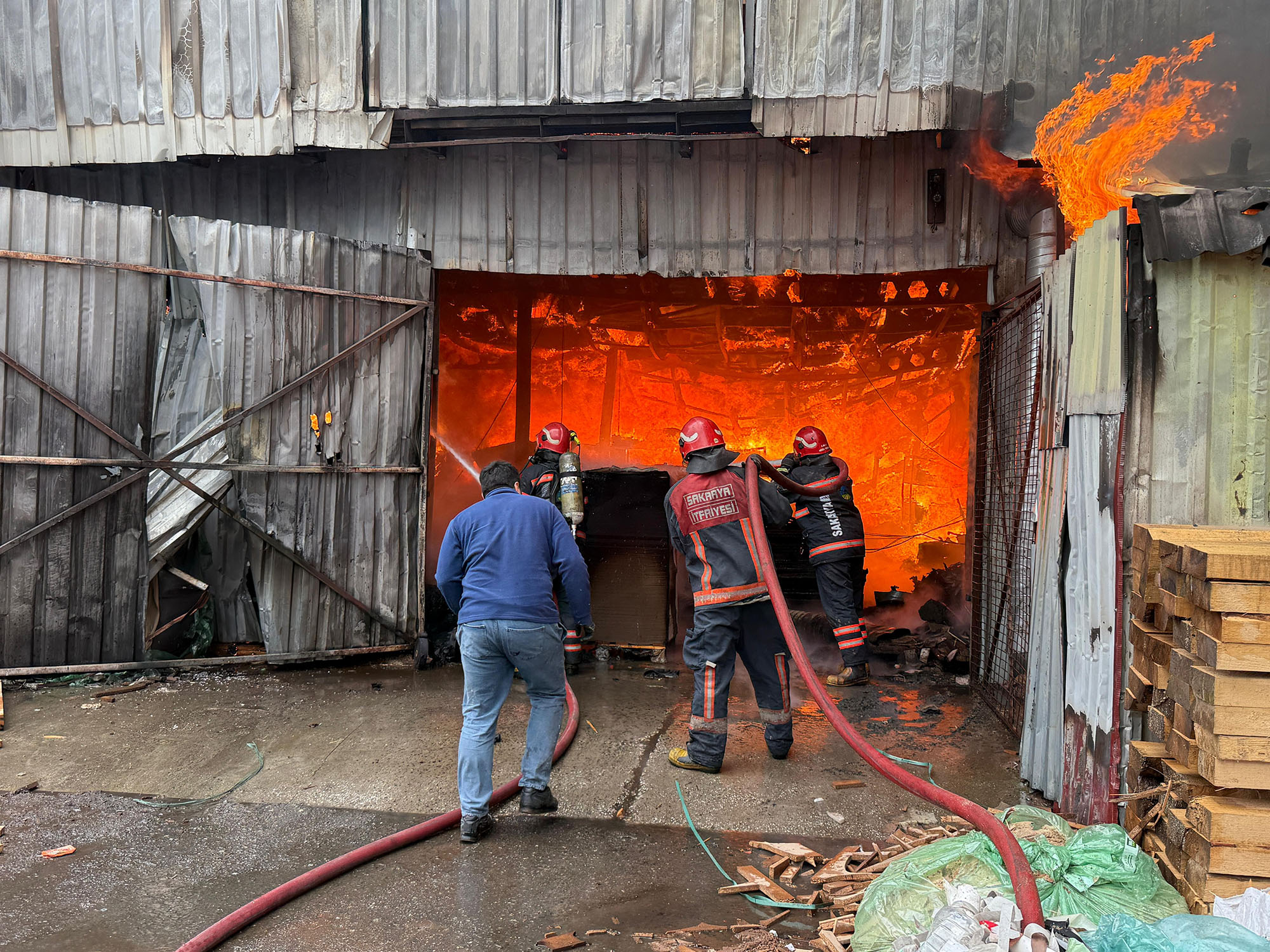 Büyükşehir yangınla ilgili son gelişmeyi duyurdu