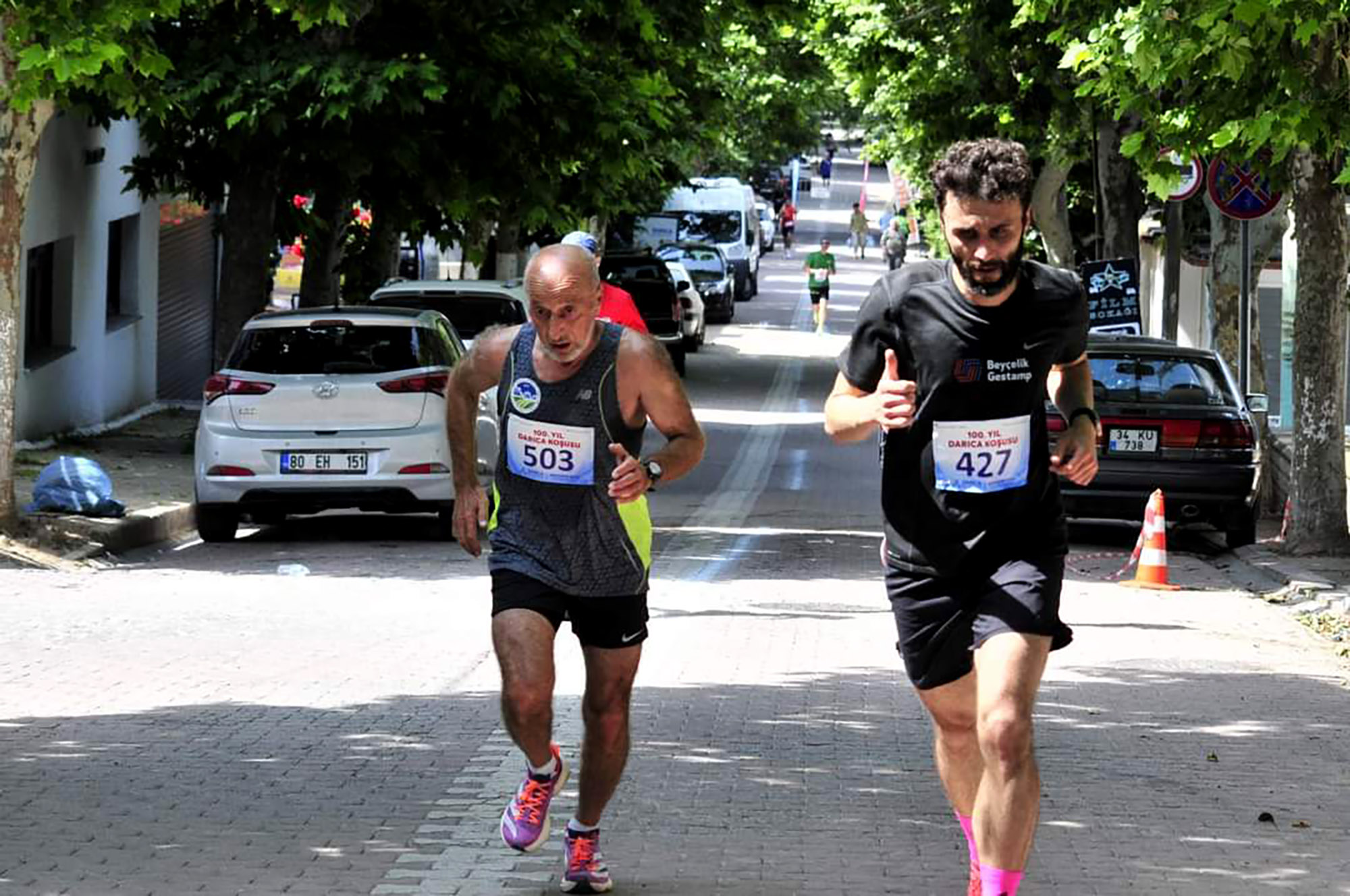 Büyükşehir sporcusundan gençlere taş çıkartacak performans