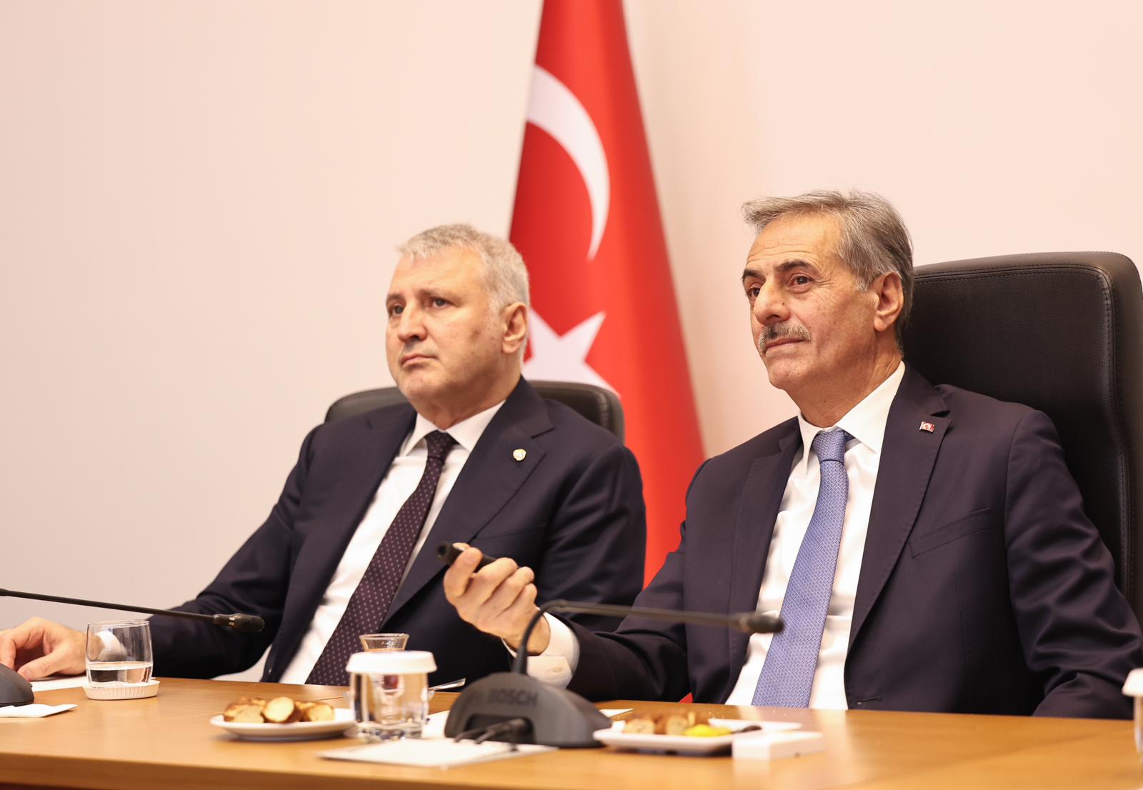 Başkan Alemdar, SATSO ailesiyle buluştu: “Sakarya için hep birlikte çok çalışmaya devam edeceğiz”