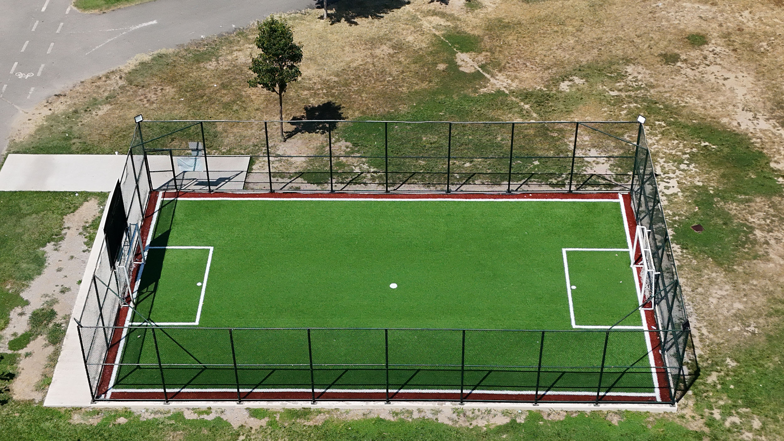Büyükşehir, Karasu ve Kocaali’ye 4 yeni spor alanı kazandırıyor