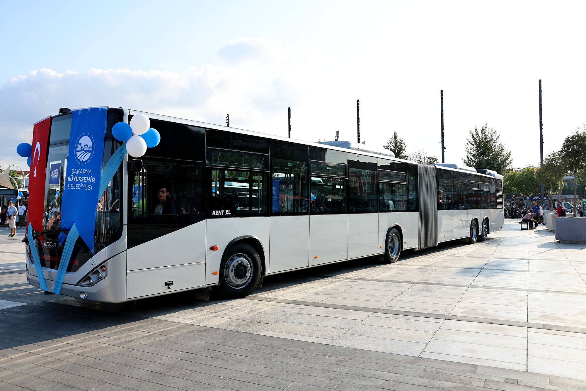 Metrobüs hattına 11 istasyon, 22 durak: Yapımı için ihaleye çıkılıyor