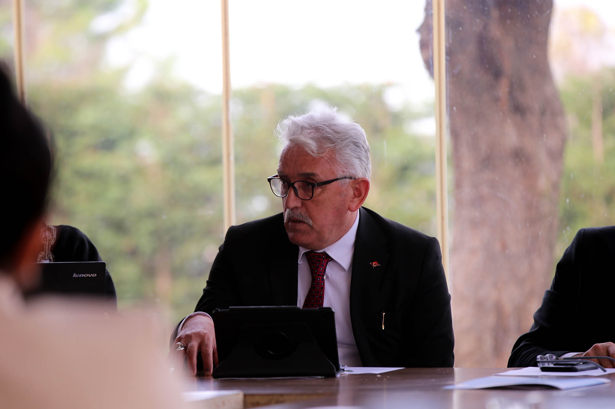 Gençlik ışığını eğitimin geleceğine tutuyor: Farklı kuşaklar aynı masada 