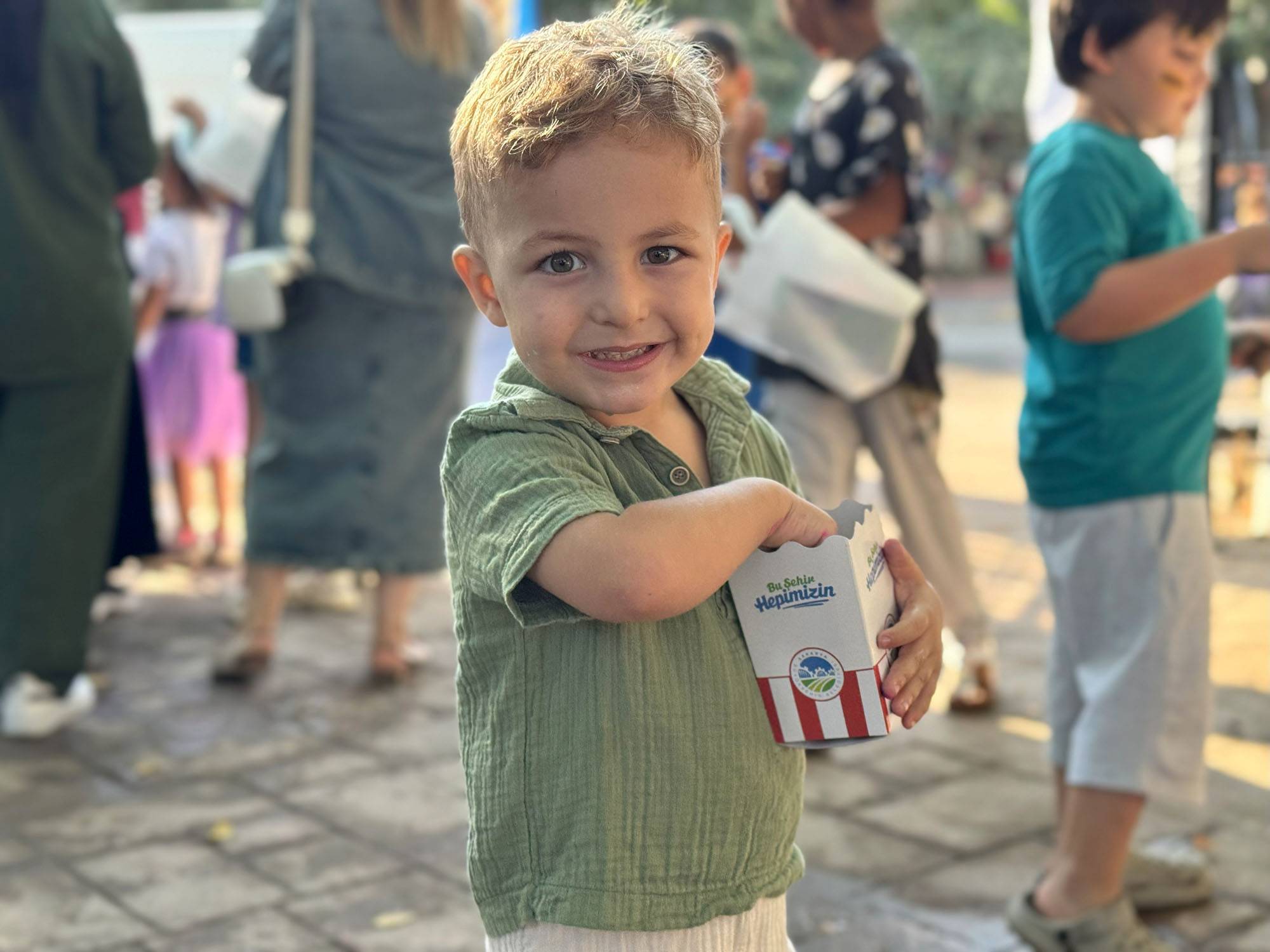 Söğütlü’de çocukların yüzü Gezgin Çocuk Atölyesi ile güldü
