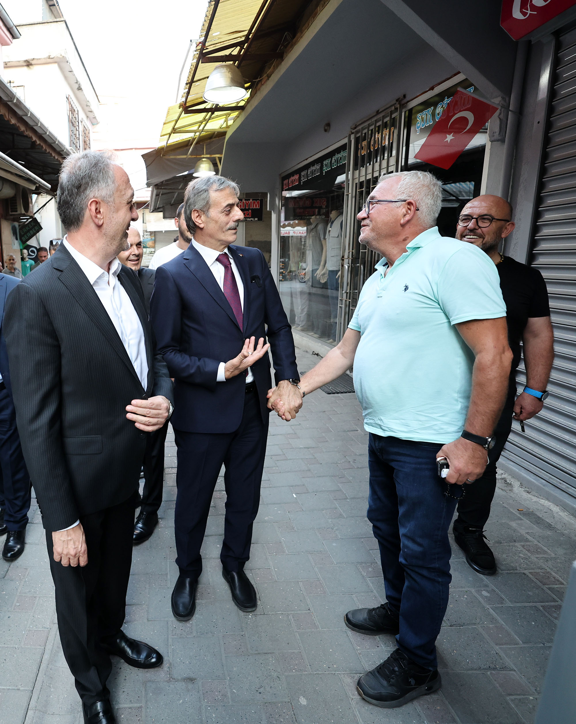 Başkan Alemdar: “Tarihi çarşıda en iyisi için titizlikle çalışıyoruz”