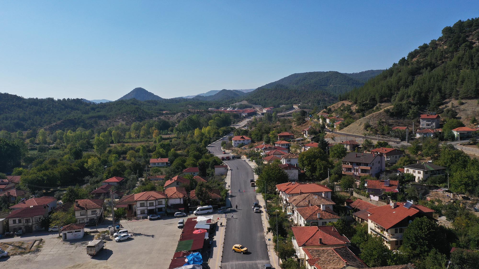 Taraklı’nın yeni yüzü bölge halkı ve misafirlerden tam not aldı