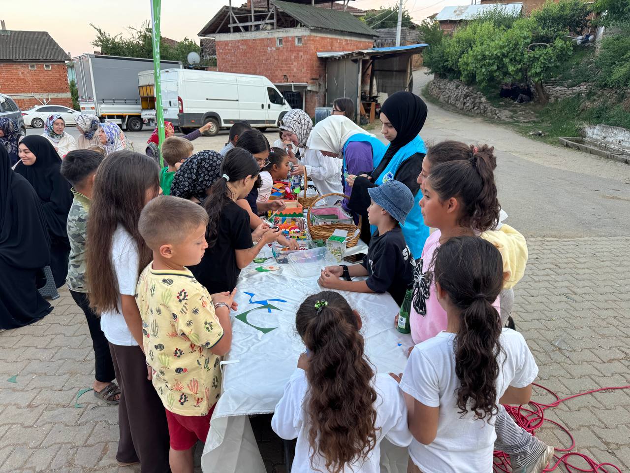Mahallemde Neşe Var’ın ilk durağı Pamukova oldu
