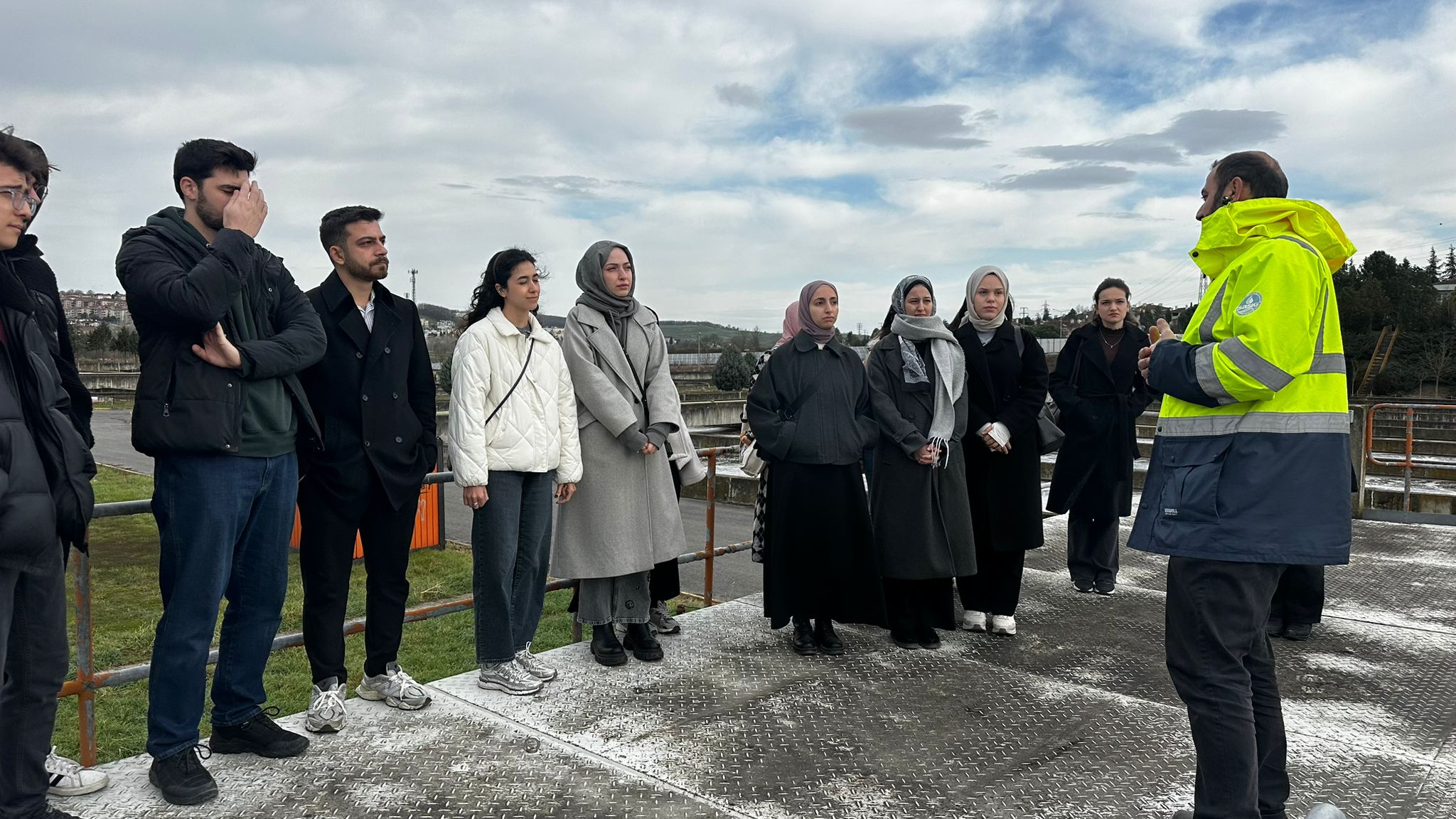 Su yönetim merkezleri eğitime katkı sağlamaya devam ediyor