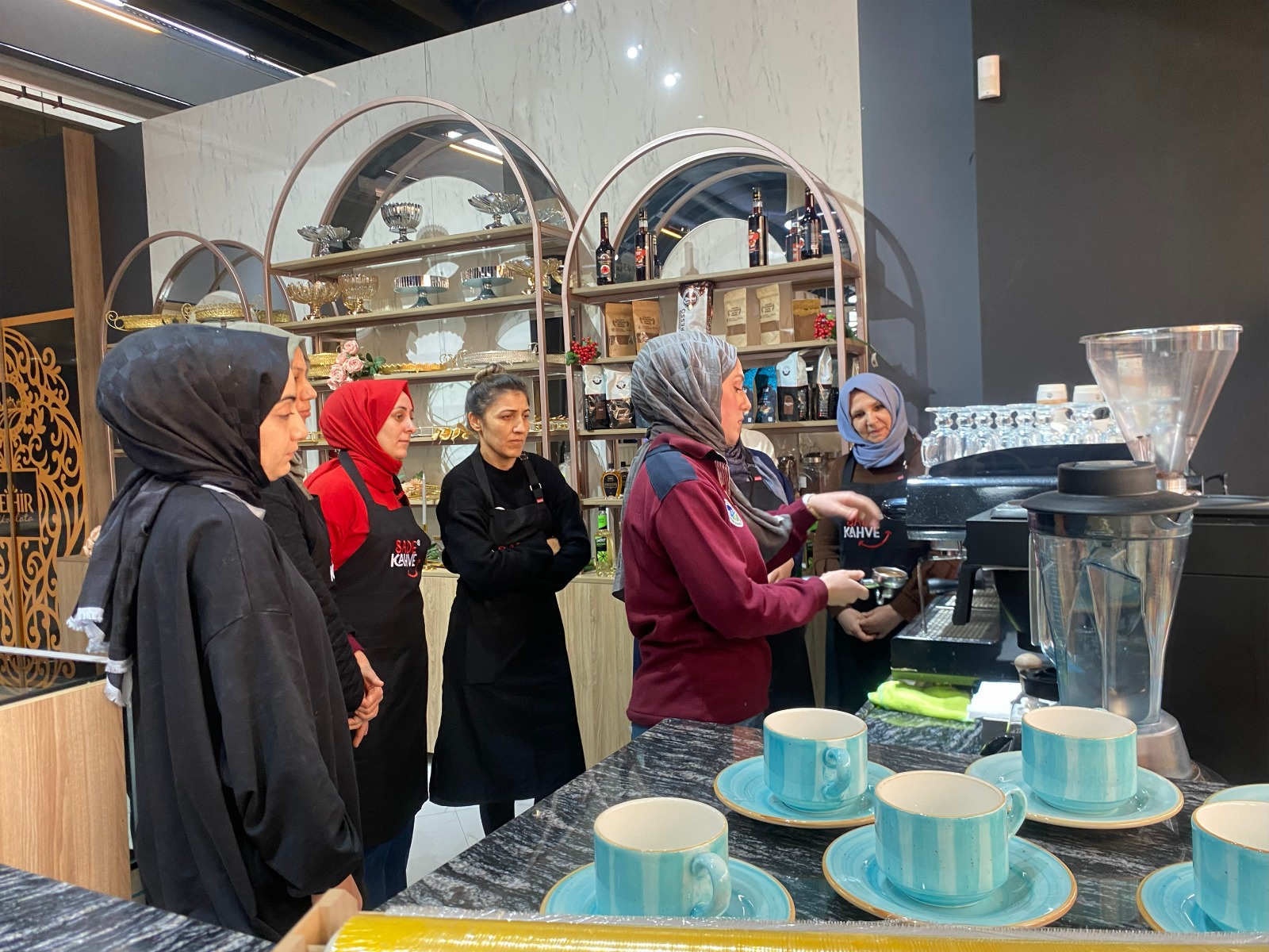 Büyükşehir’in kadınlara yönelik çikolata ve kahve atölyesi tamamlandı