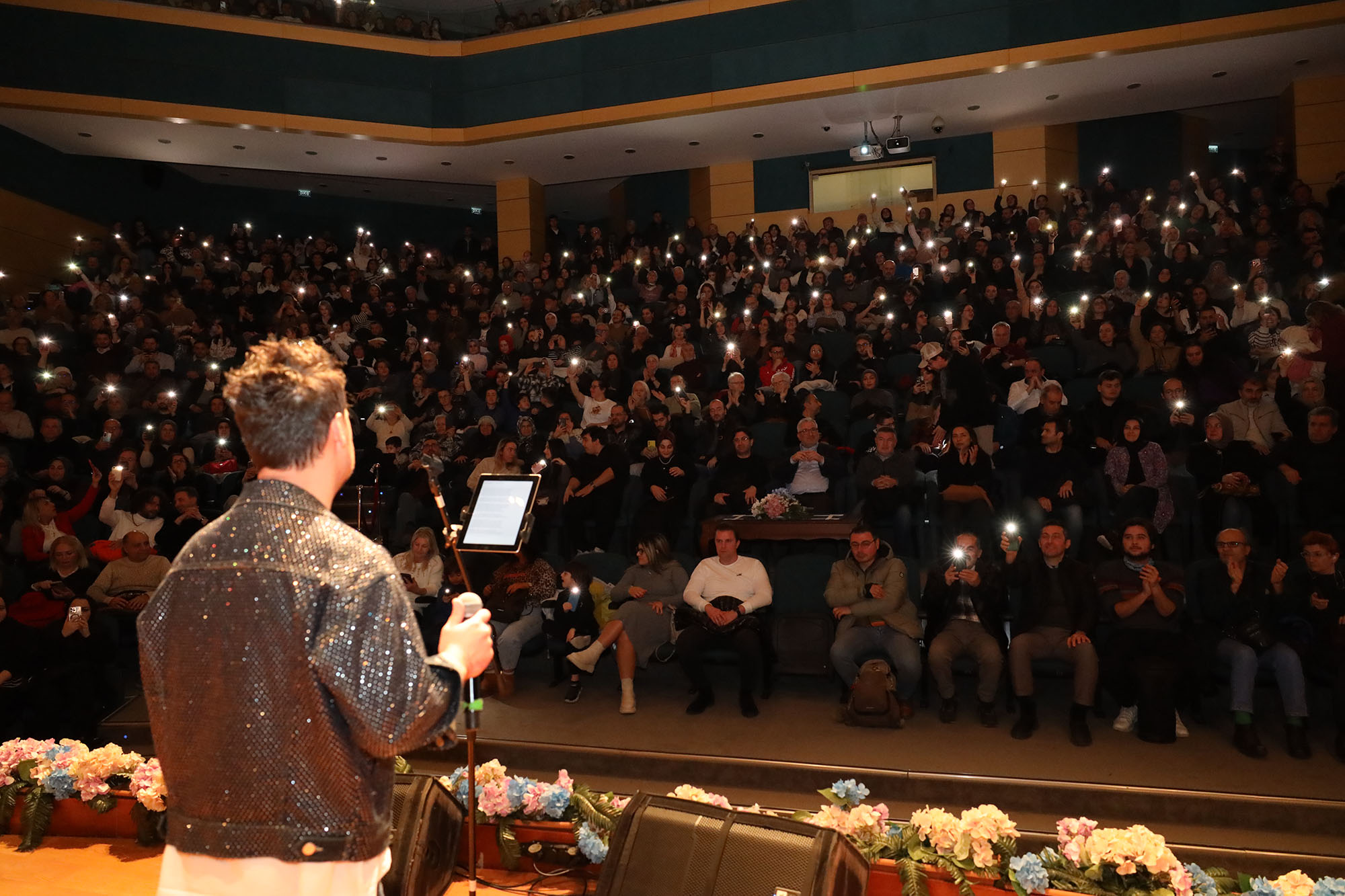 Türk Rock Müziğinin efsaneleri unutulmaz bir konserle anıldı