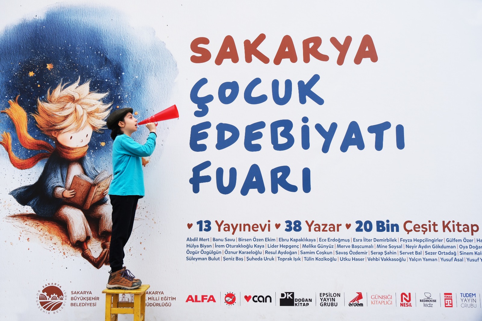 Sakarya Çocuk Edebiyat Fuarı tarihe geçti: 100 bini aşkın misafir