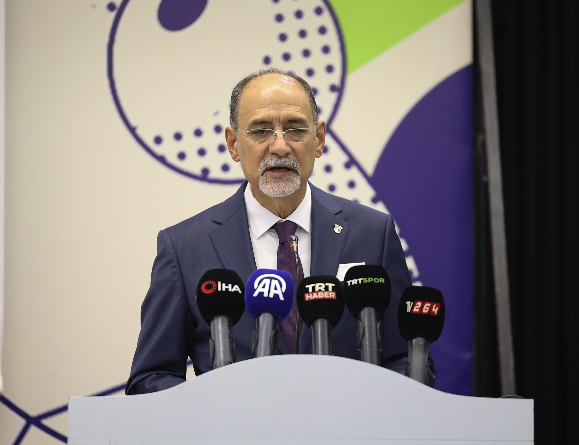 “Şehrin spor altyapısını güçlendirecek adımları kararlılıkla atıyoruz”