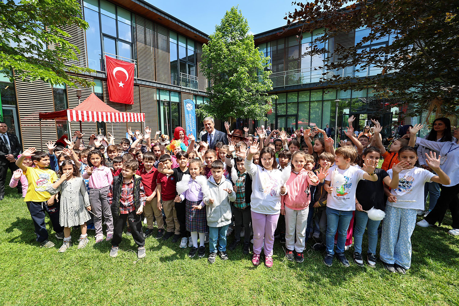 Yusuf Alemdar 'engelsiz' yüreklerle: "Asıl engel fikirlerde olandır"