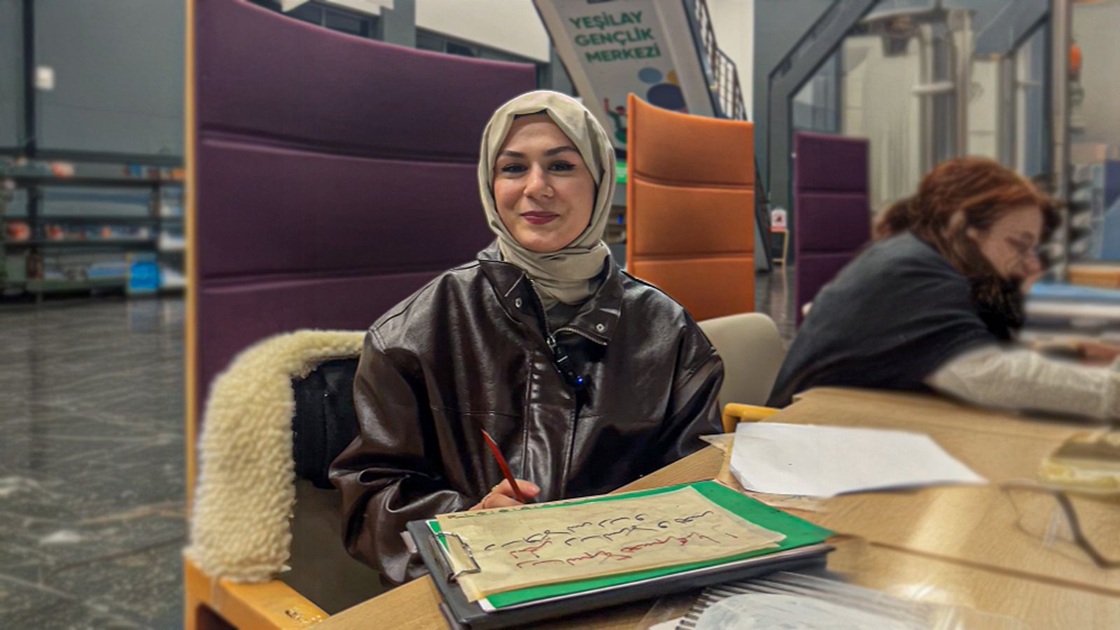 SAMEK, Yeşilay Gençlik Merkezi’nde 9 branşta kurslara başladı