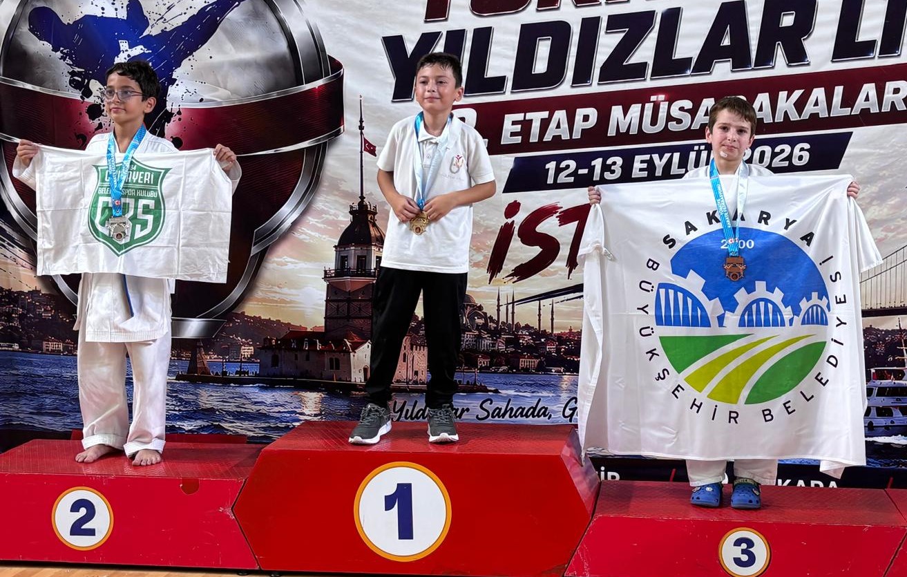 Büyükşehir sporcularından farklı branşlarda gururlandıran başarı