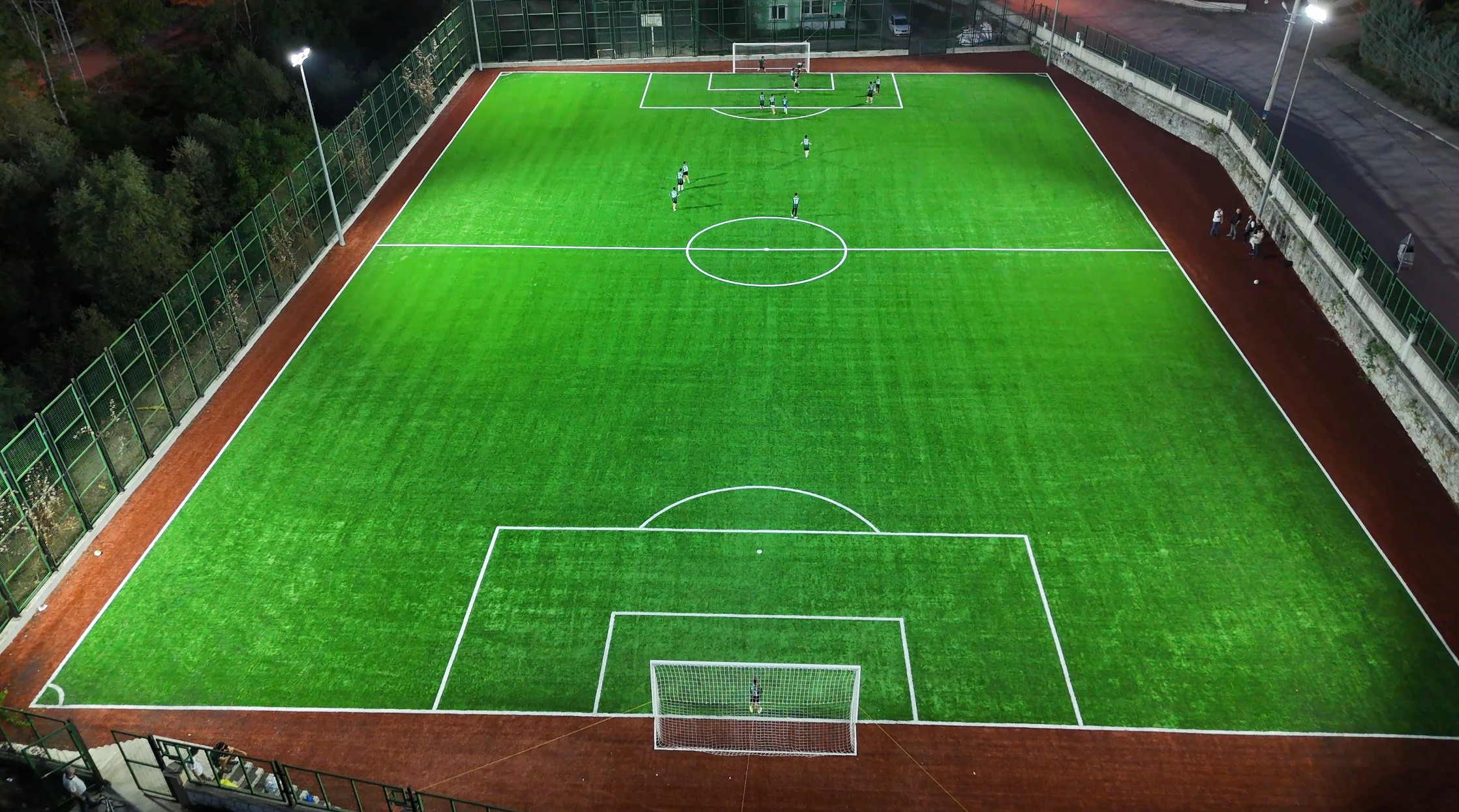 Başkan Alemdar: “Gençlerimiz için yeni spor tesislerini şehrimize kazandırıyoruz”