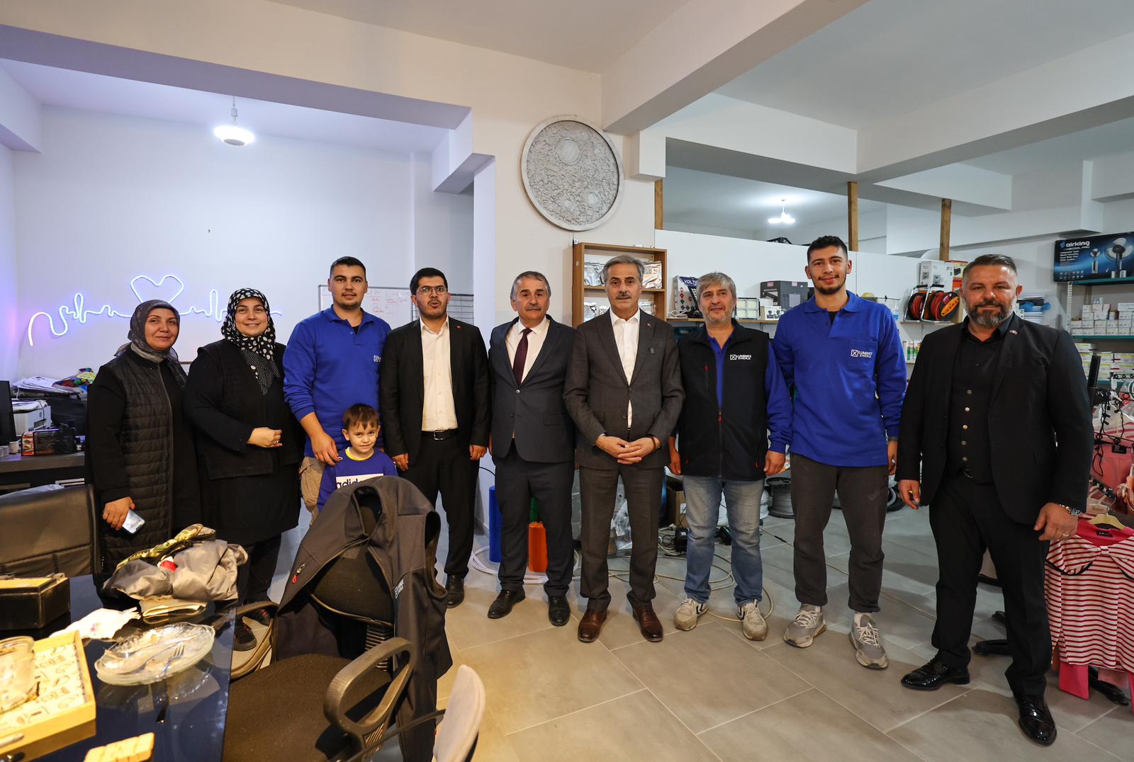 Yeni caddeler ve bağlantı yolları ile şehrimizin ulaşımına güç katıyoruz 