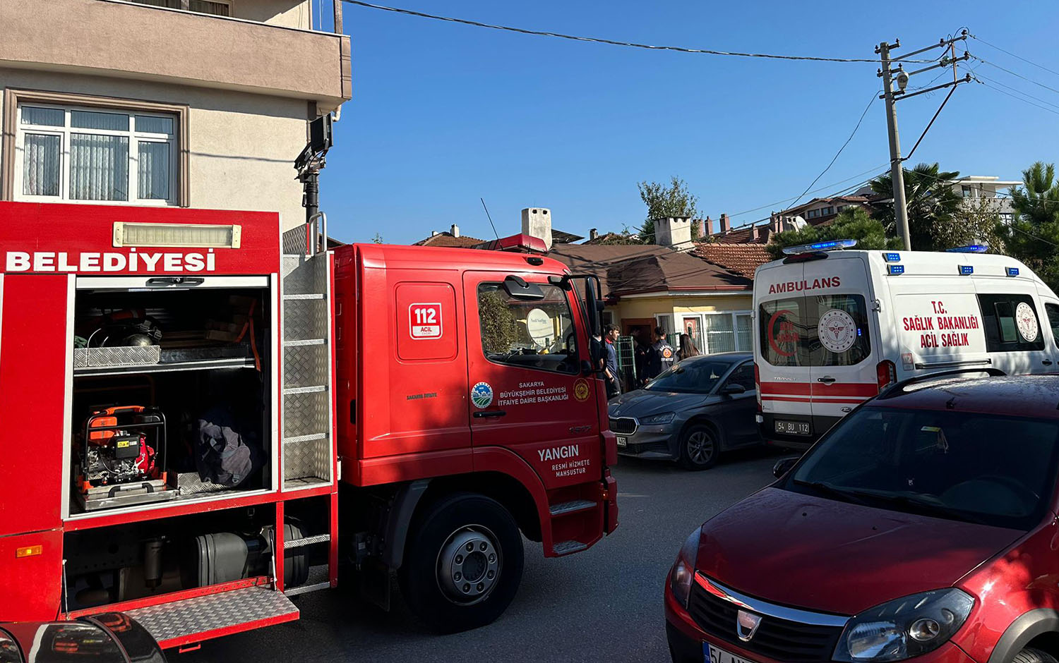 Büyükşehir’in vefa ziyareti 90 yaşındaki kadının hayatını kurtardı: Ses gelmeyince kapıyı itfaiye açtı