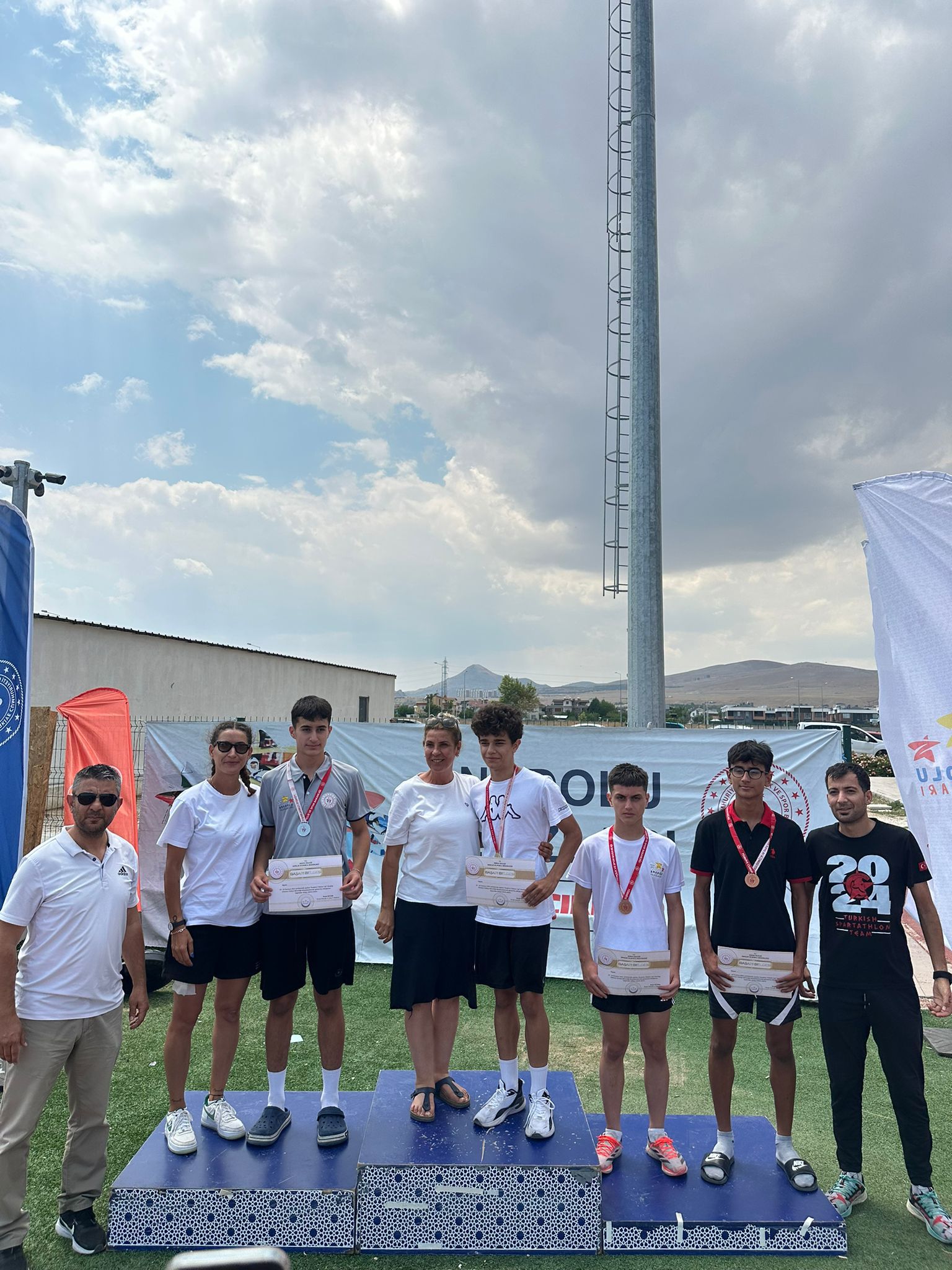 Büyükşehir sporcuları başarılarına yenilerini ekledi