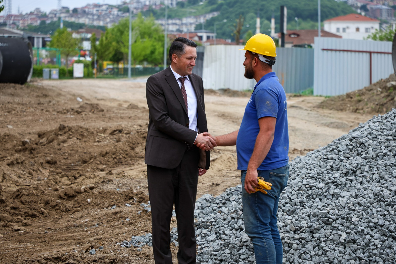 Arifiye’nin 12 kilometrelik dev altyapı projesi kısa sürede yüzde 50 seviyesine geldi
