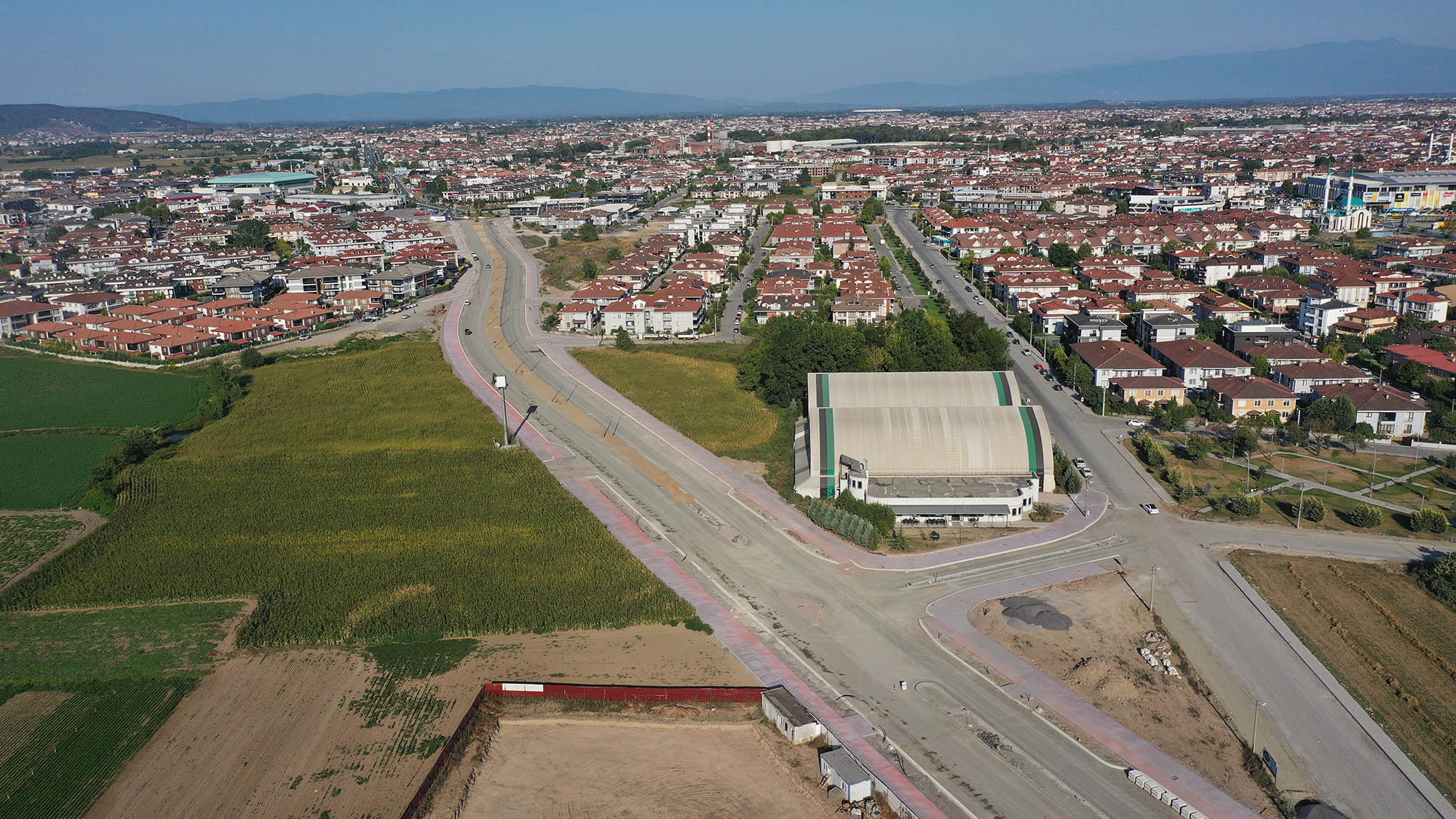 Başkan Alemdar, bölgeden son durumu paylaştı: “Yeni duble yol Eylül’de hizmete alınacak”