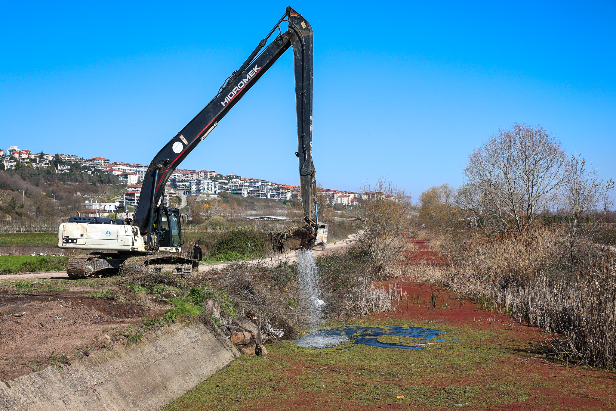 Çark Deresi’nin 5 kilometrelik güzergâhı titizlikle temizleniyor