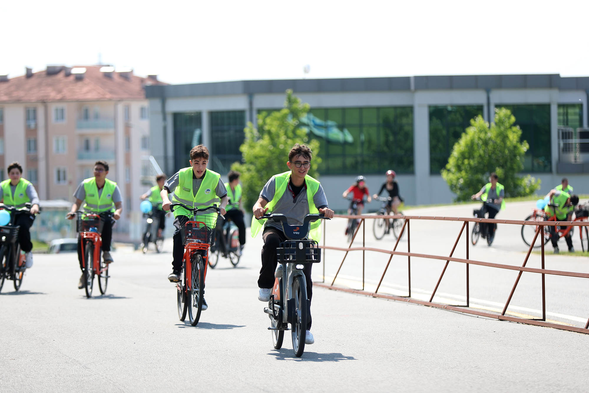 Dünya Bisiklet Günü’nde pedallar vadide sağlıklı bir dünya için döndü