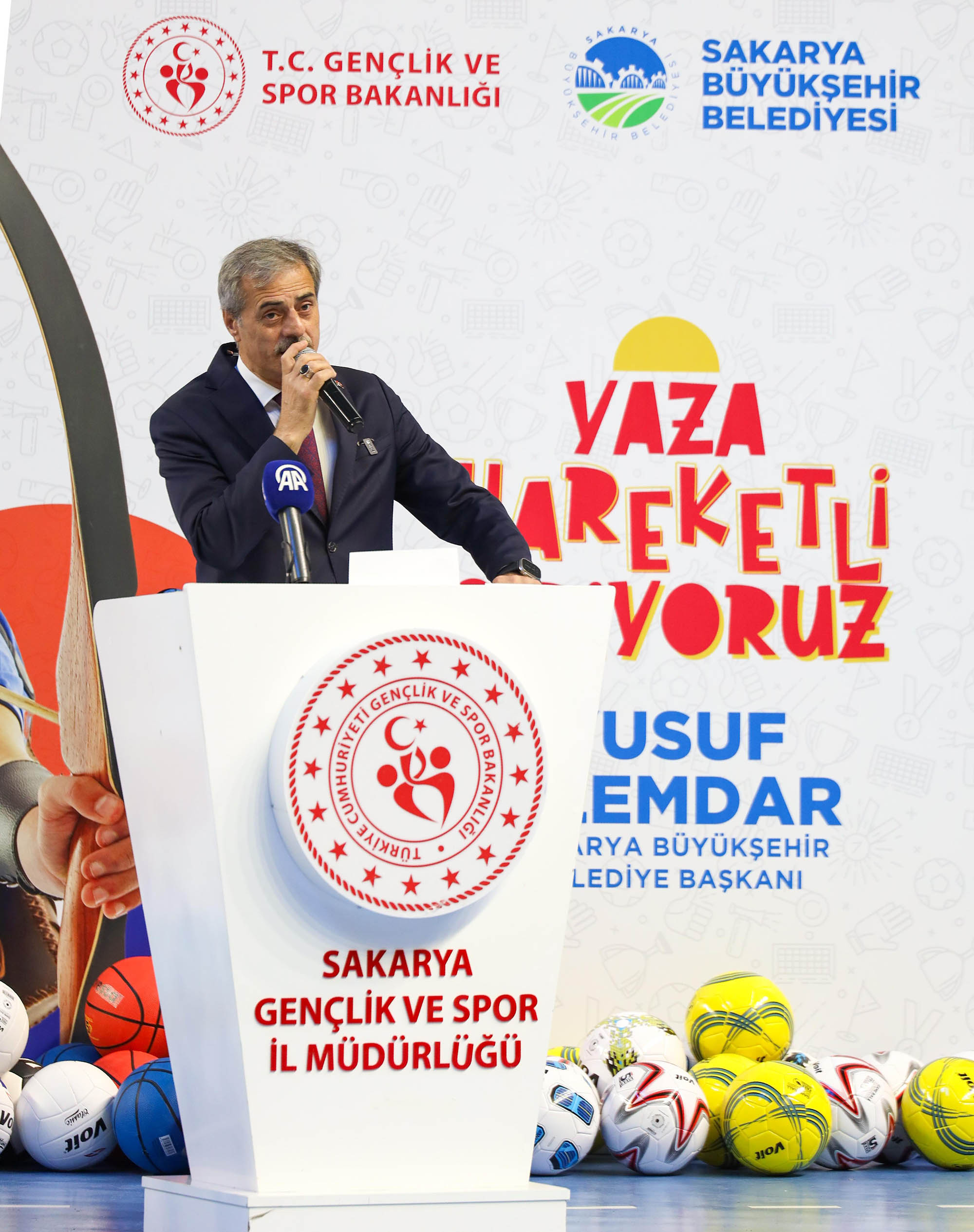Binlerce çocuğun Yaz Spor Okulu heyecanı başladı