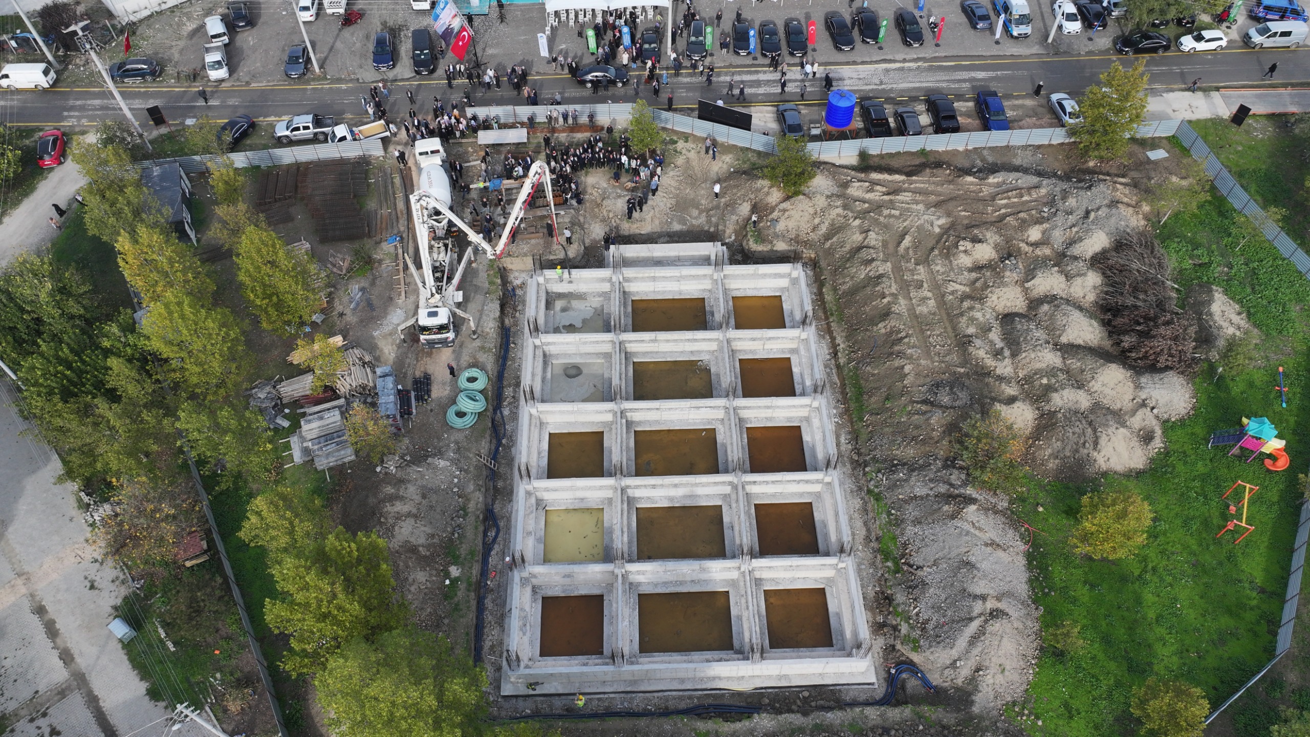 Mekece’de sosyal tesisin temeli atıldı: Yusuf Alemdar Pamukova’da yeni müjdeleri paylaştı