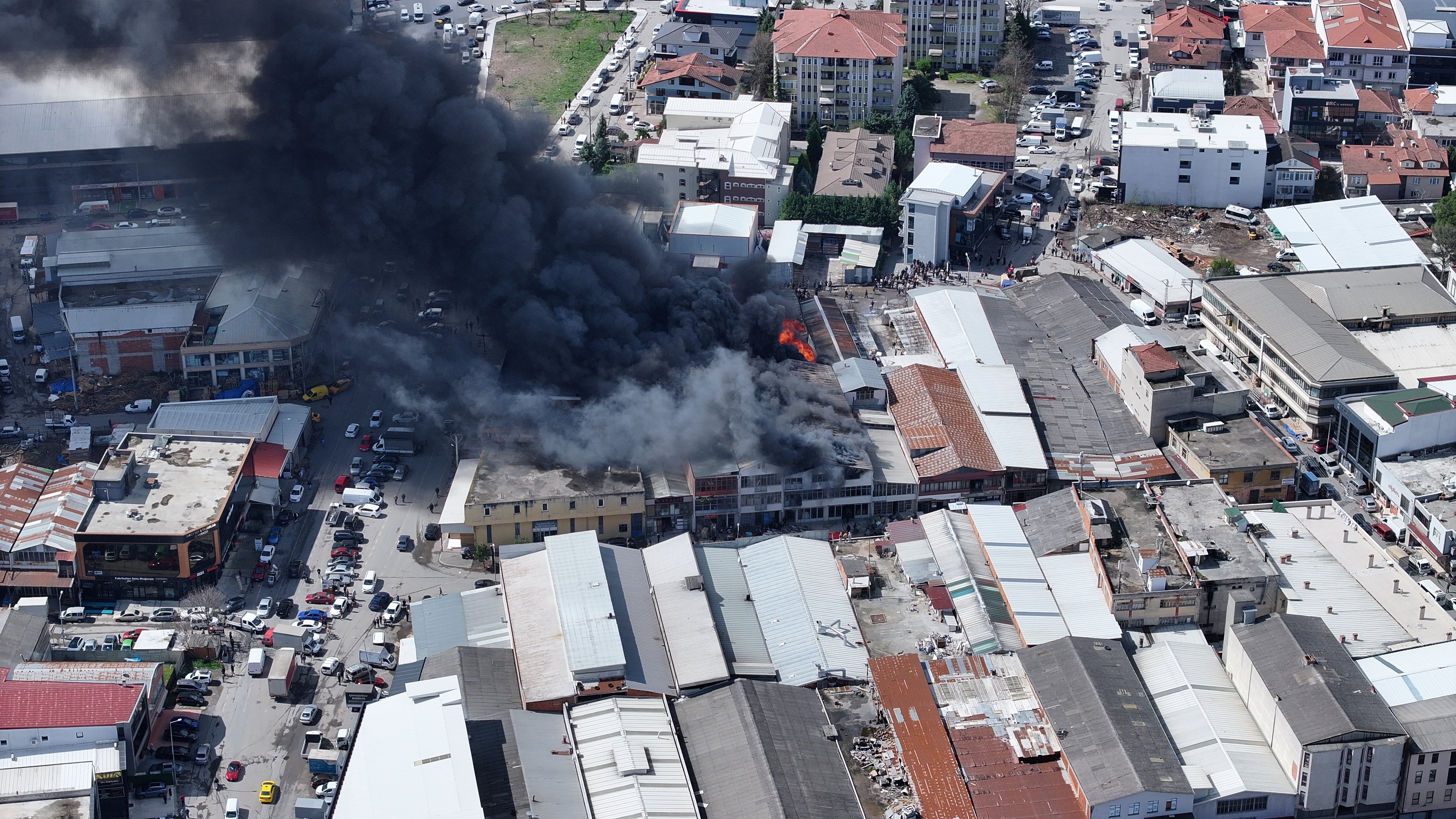 Büyükşehir'den yangın açıklaması